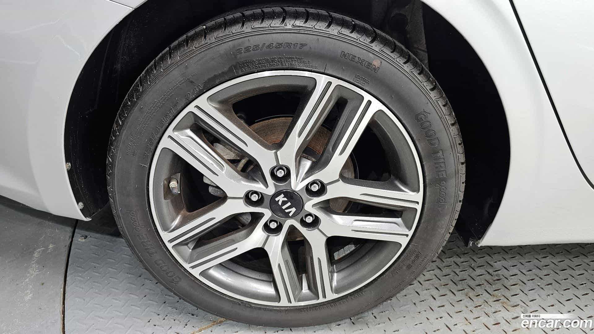 K3 Kia 2018.1-OUTER-005