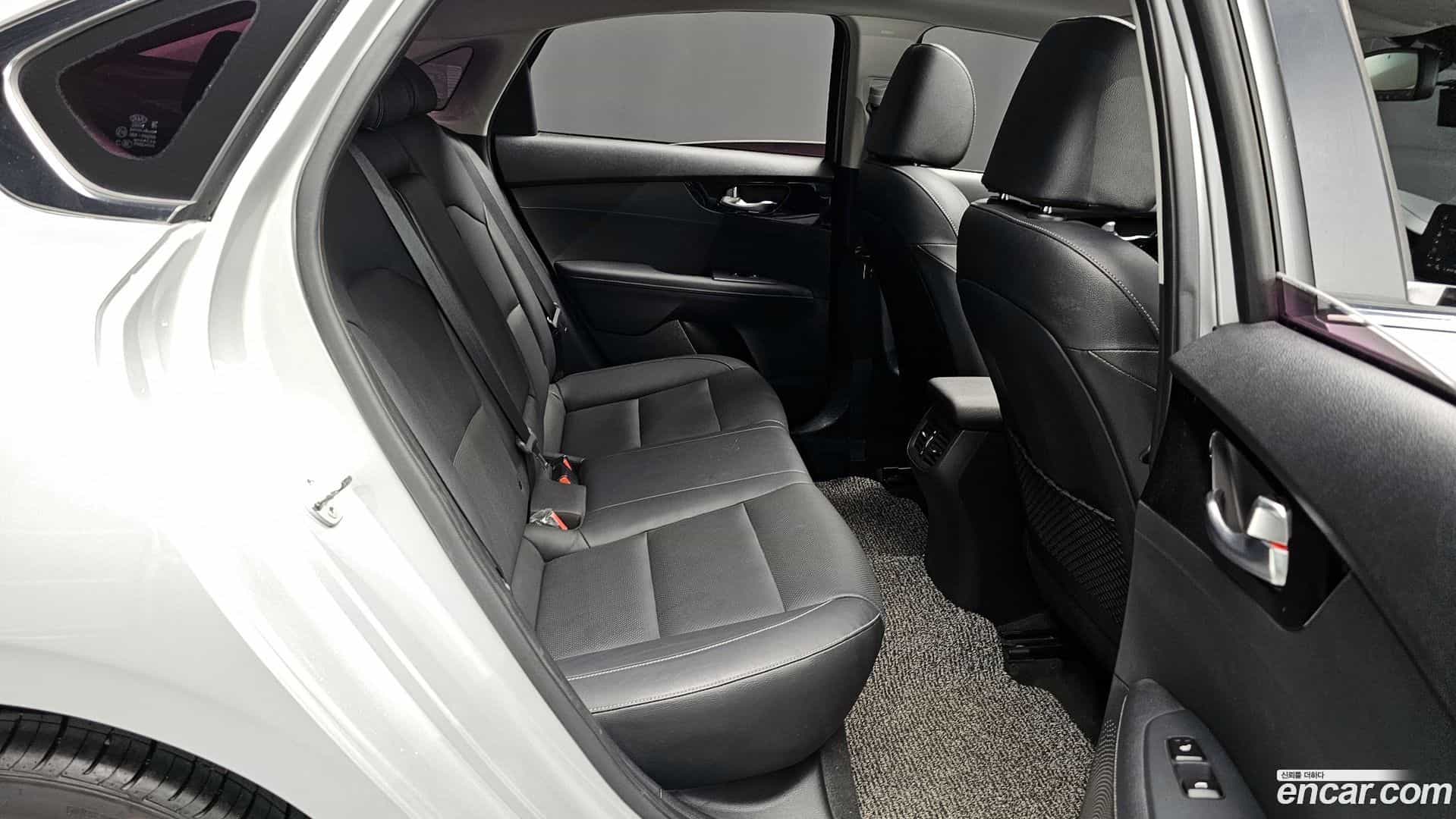 K3 Kia 2018.1-OPTION-015