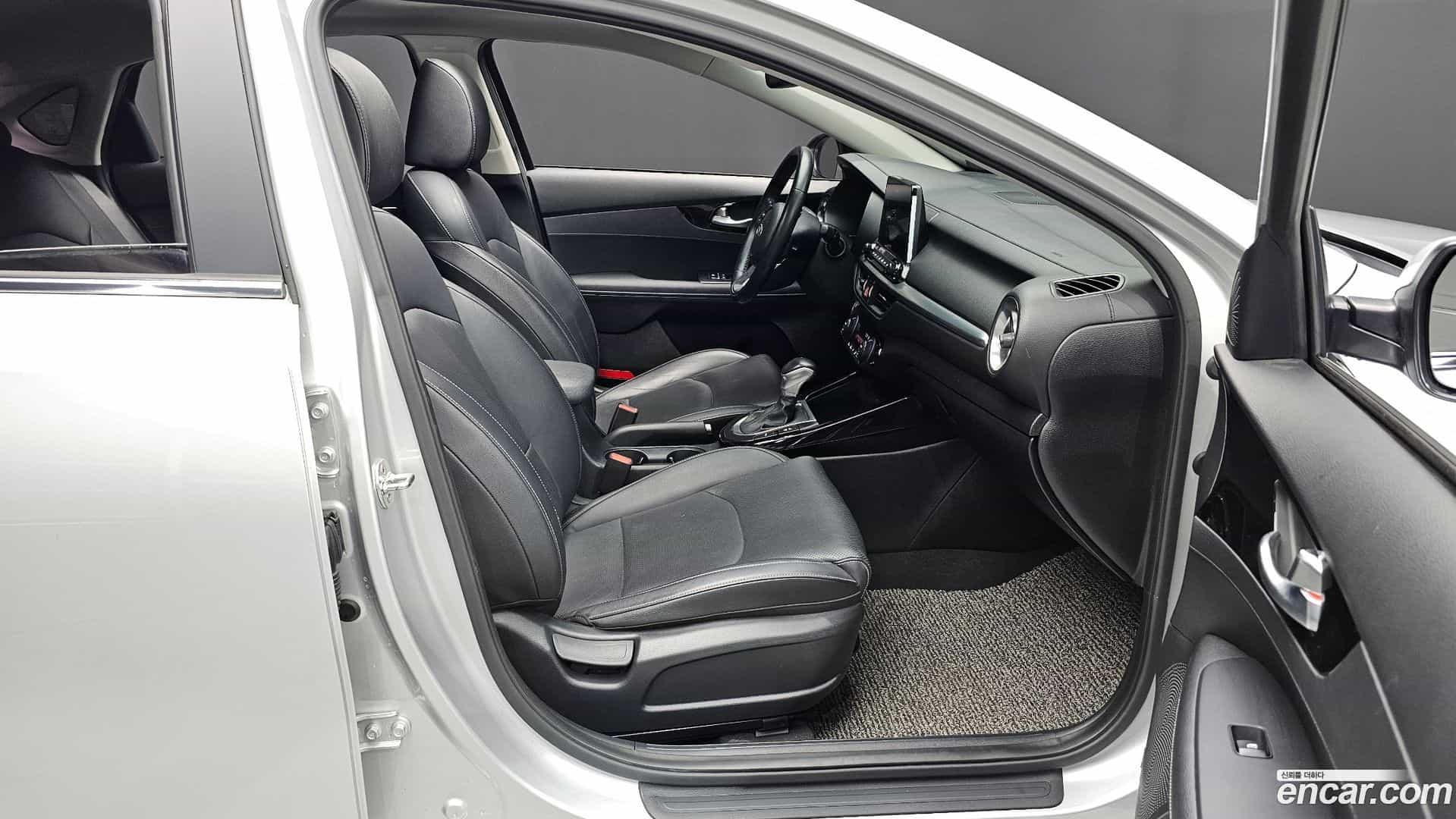 K3 Kia 2018.1-INNER-036
