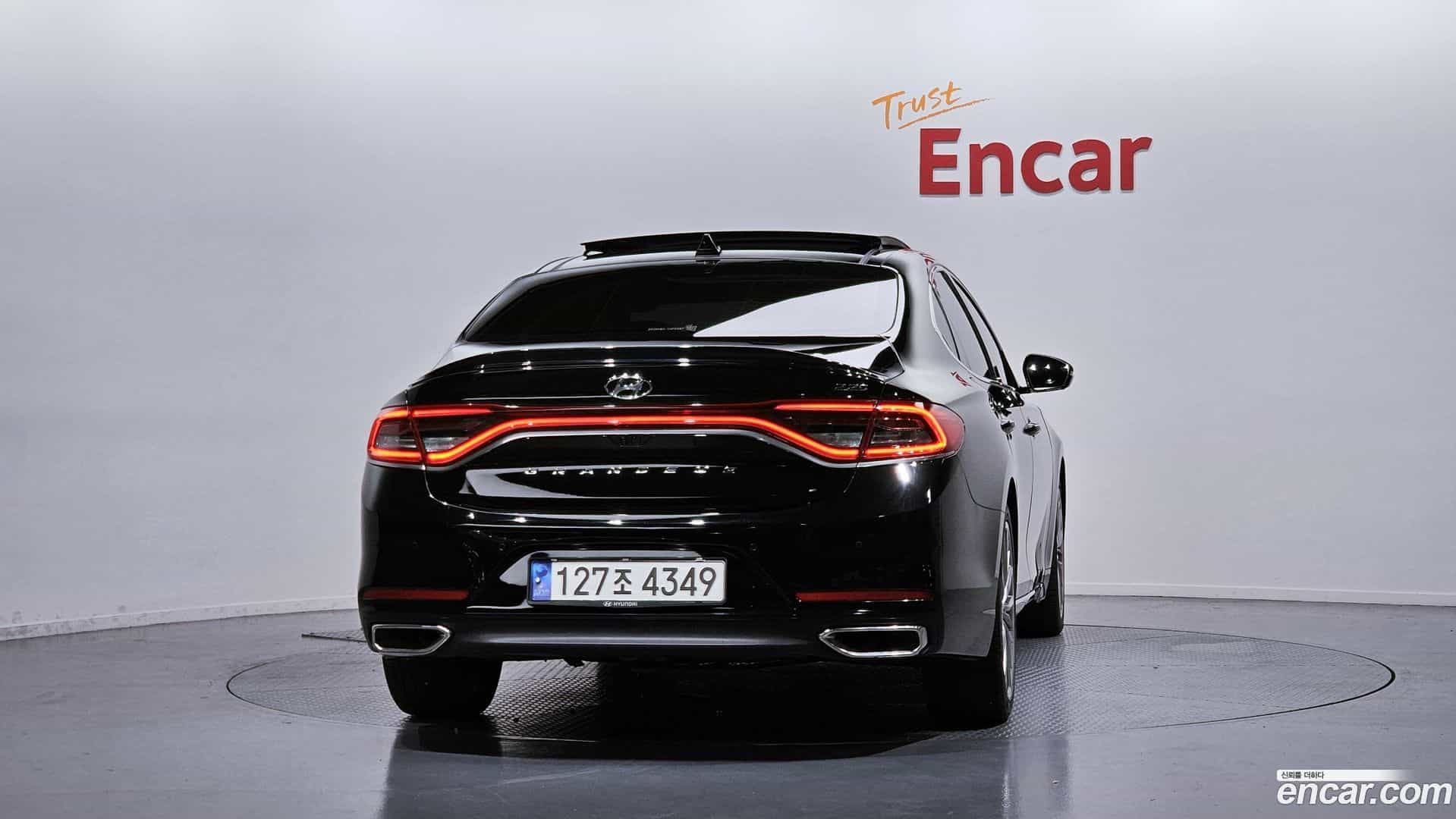 Grandeur Hyundai 2016.11-OUTER-004