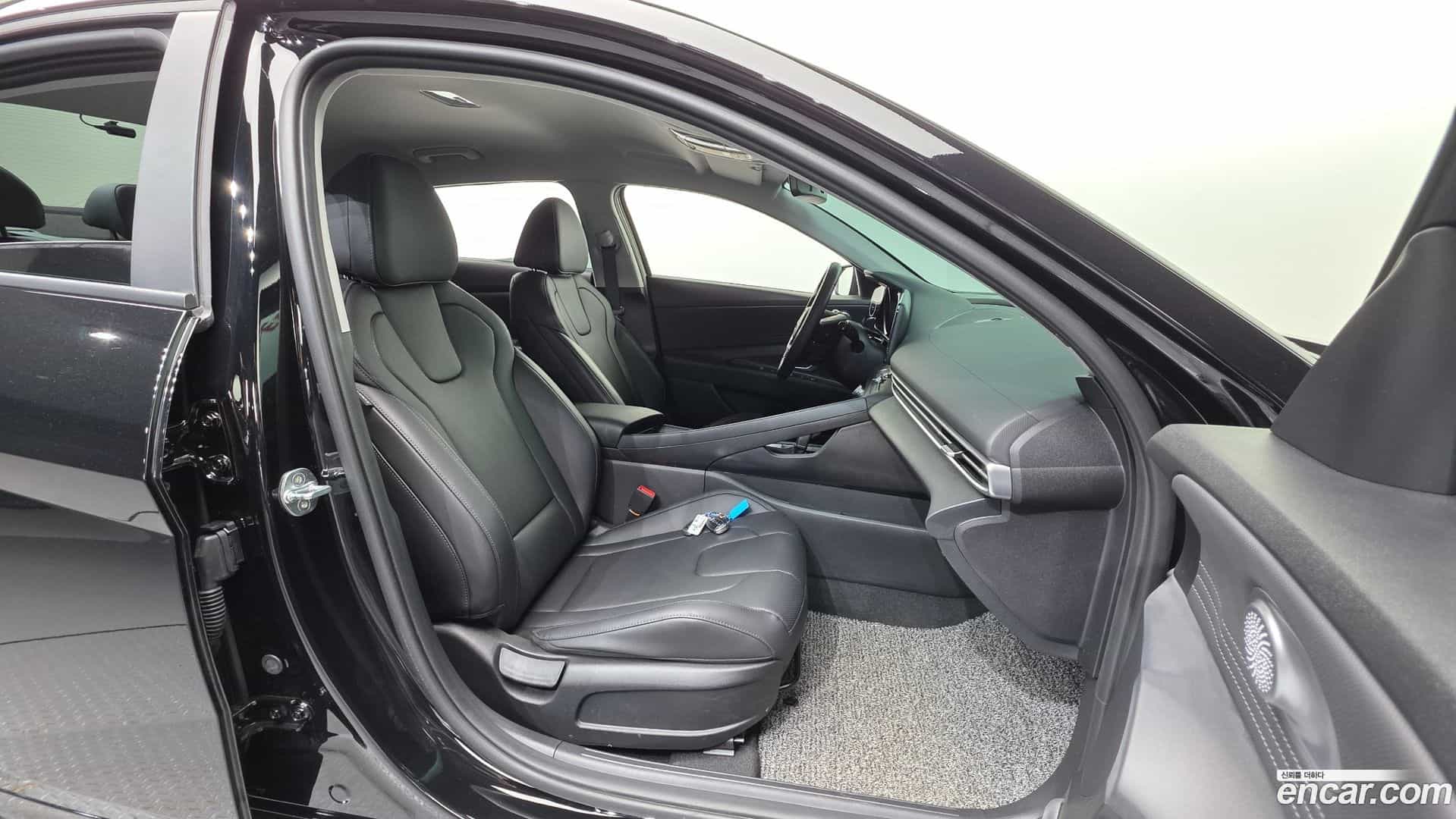 AVANTE Hyundai 2022.0-INNER-010