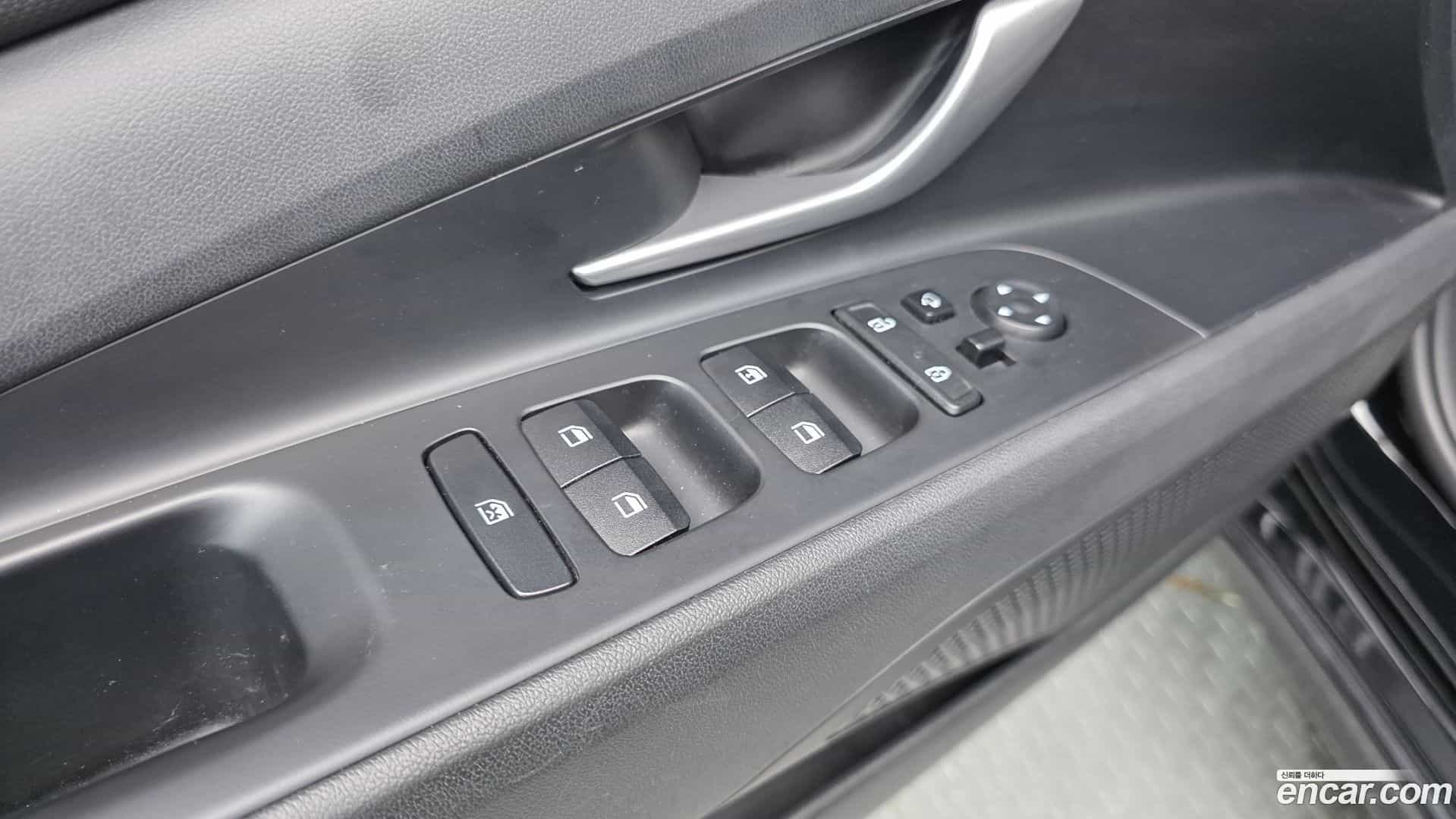 AVANTE Hyundai 2022.0-OPTION-016