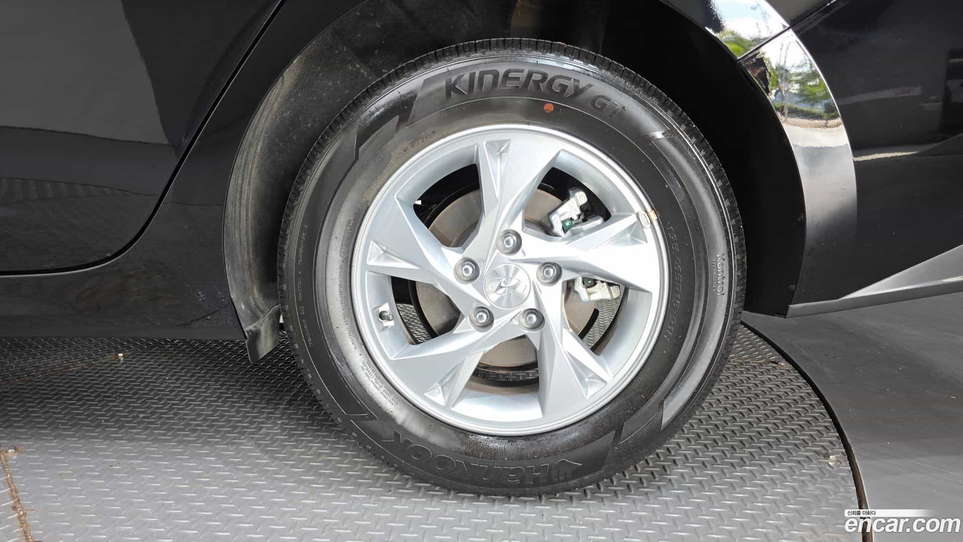 AVANTE Hyundai 2022.0-OUTER-031