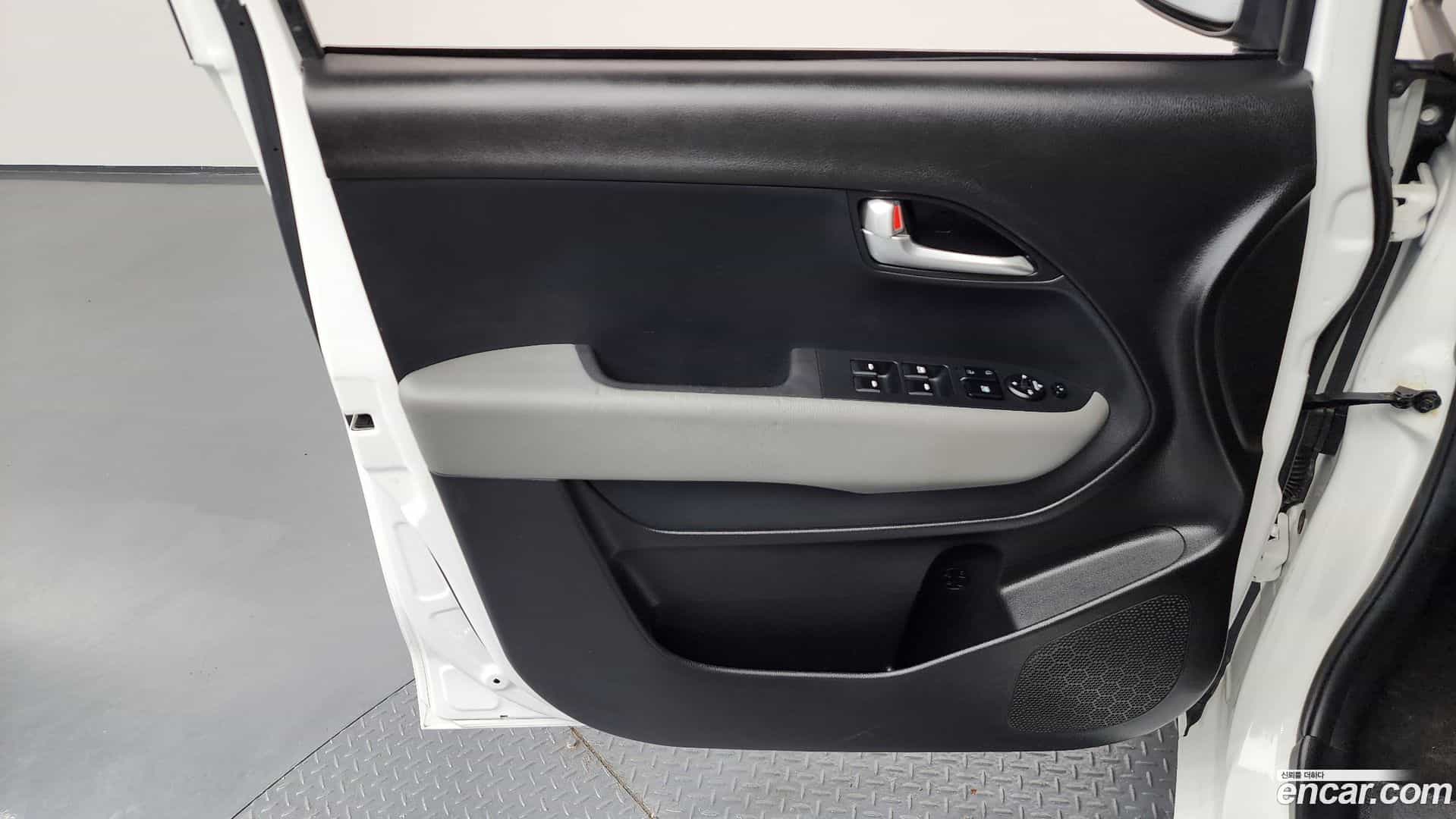 RAY Kia 2022.5-INNER-034