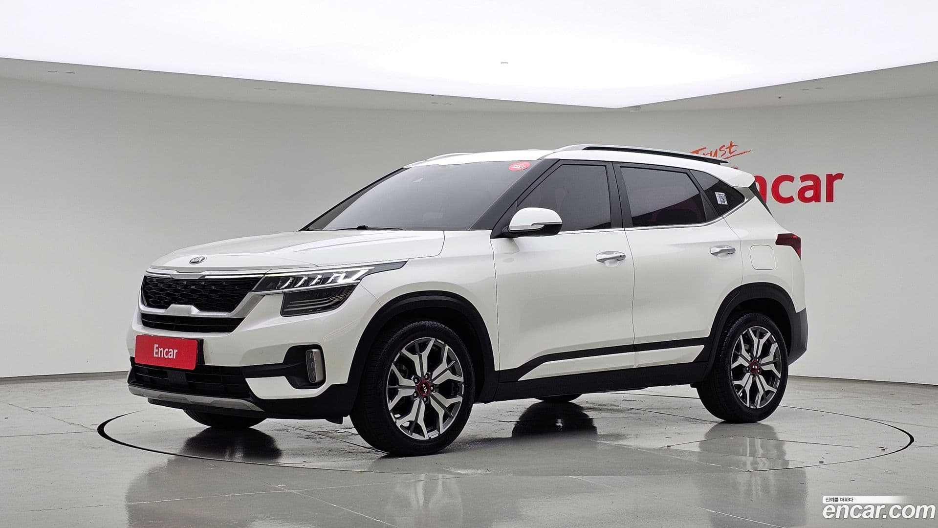 Main__Slider__Photo:Seltos Kia 2021.1-0