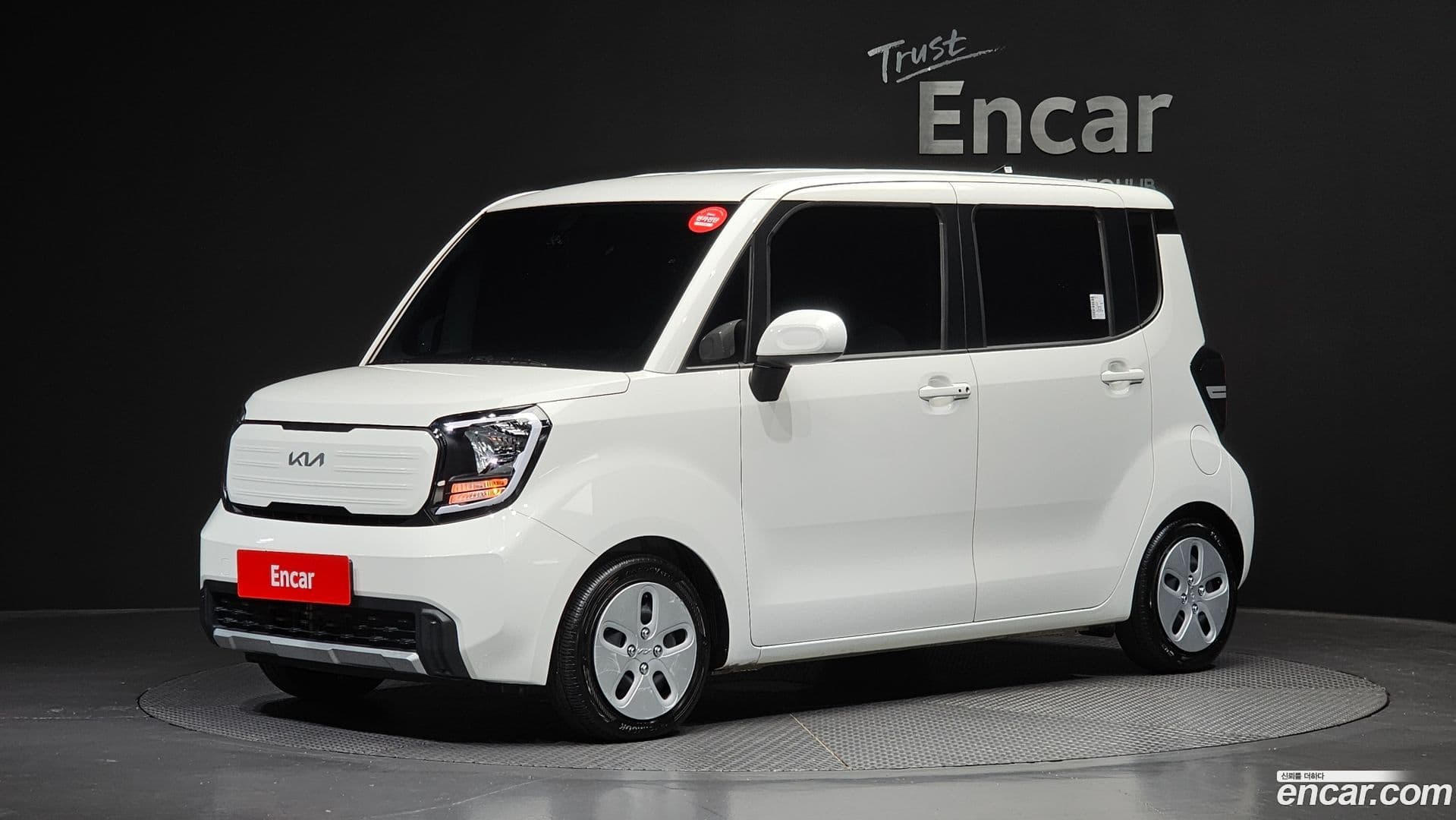 Main__Slider__Photo:RAY Kia 2024.9-0