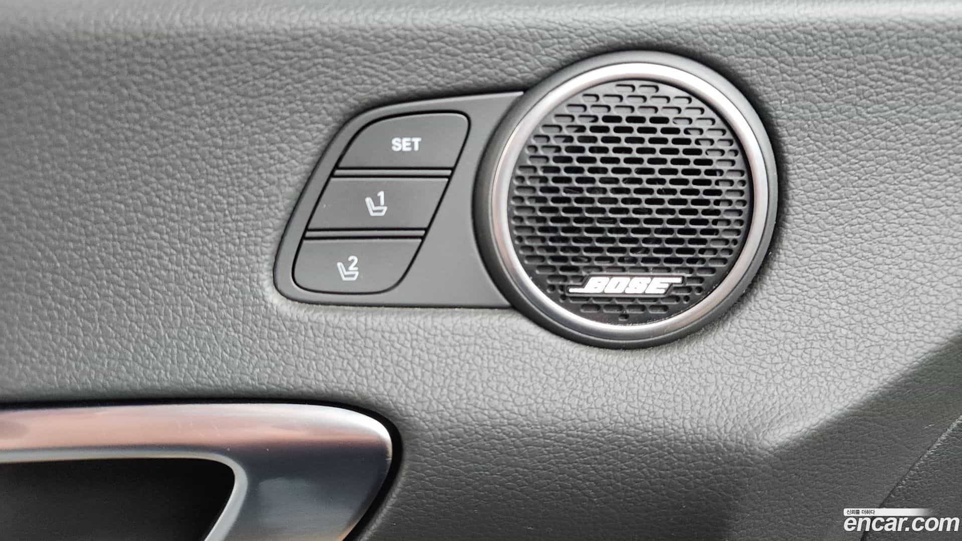 Sonata Hyundai 2019.7-OPTION-047