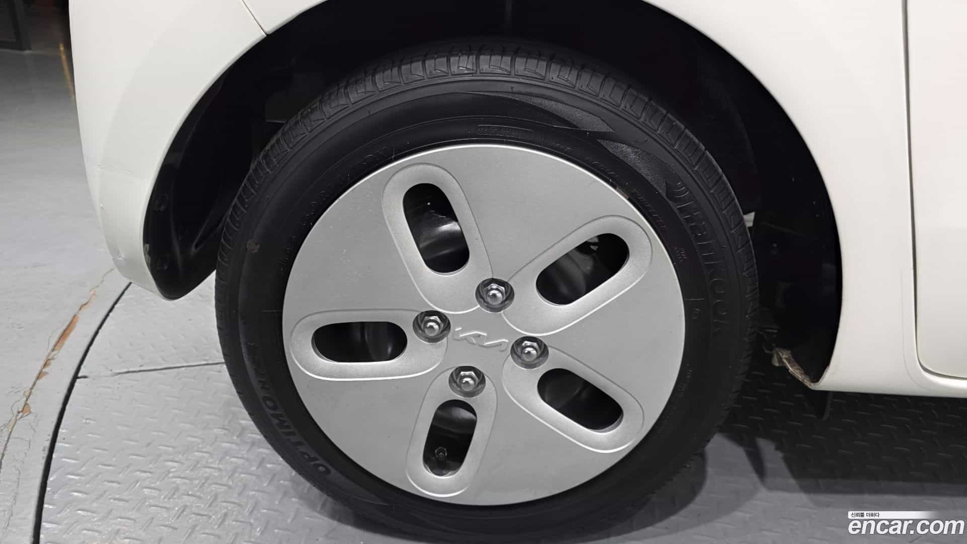 RAY Kia 2022.3-OUTER-005