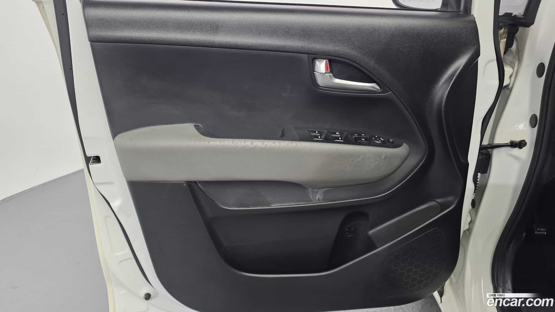RAY Kia 2022.3-INNER-034