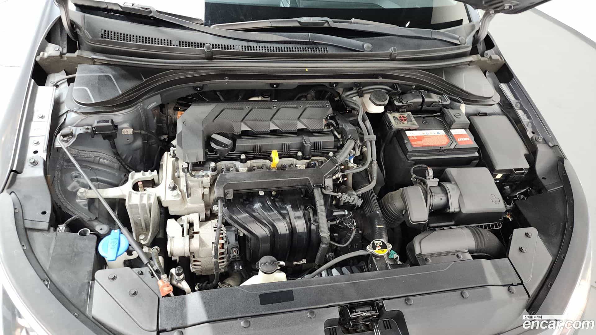 AVANTE Hyundai 2018.9-OUTER-006