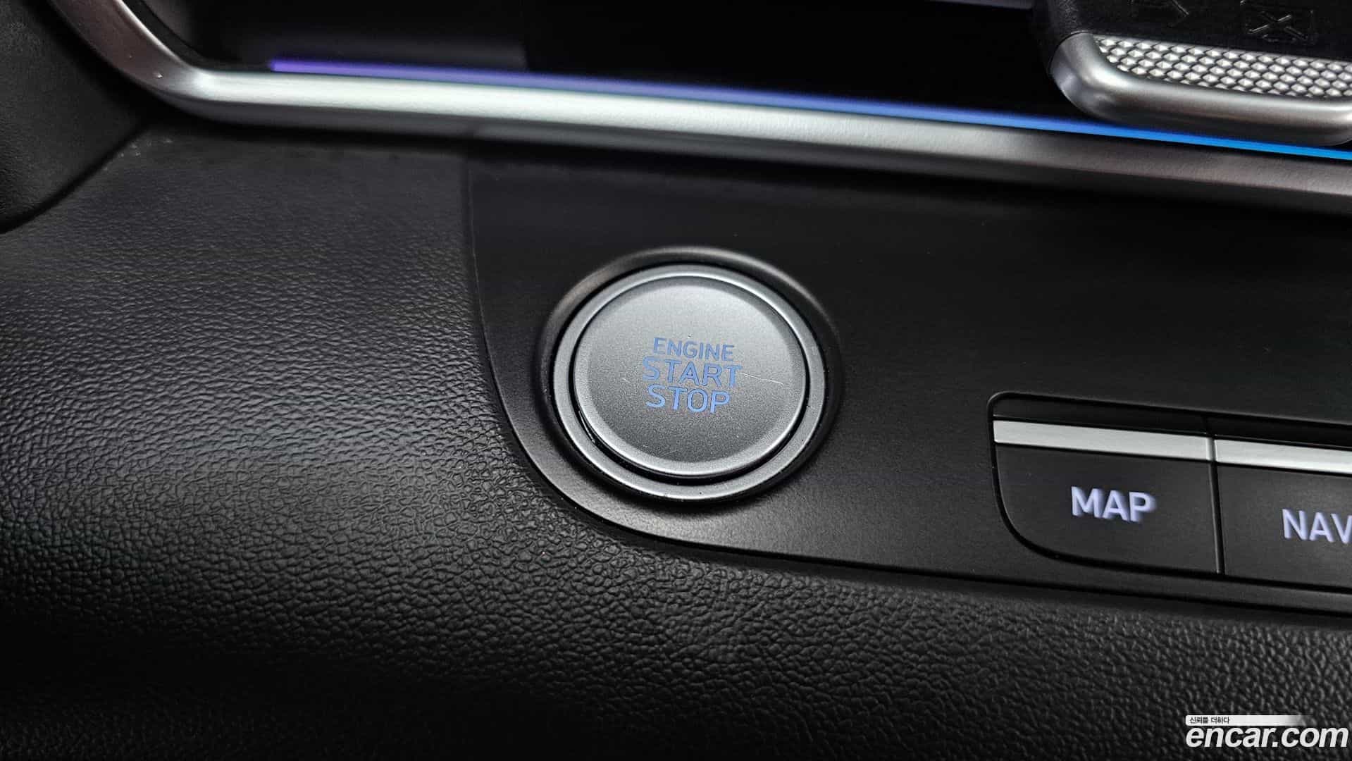 AVANTE Hyundai 2022.0-OPTION-042