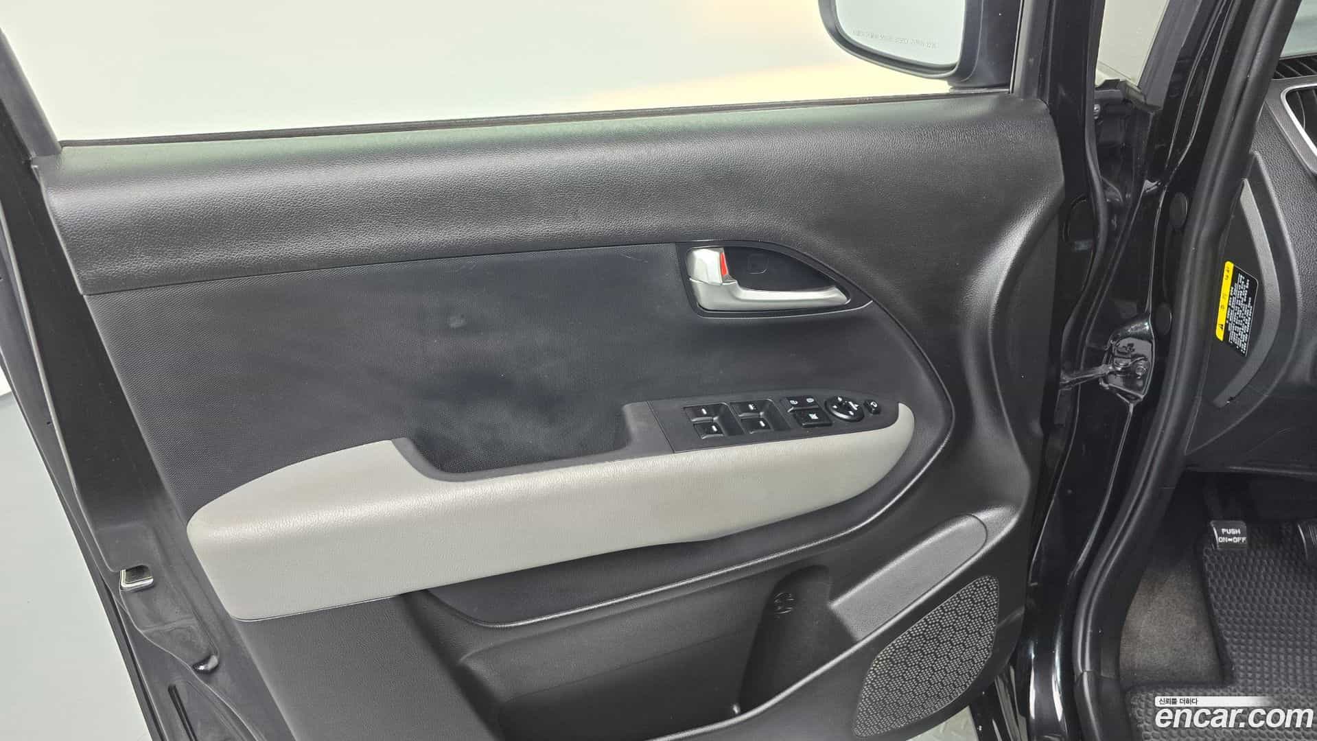 RAY Kia 2022.5-INNER-034