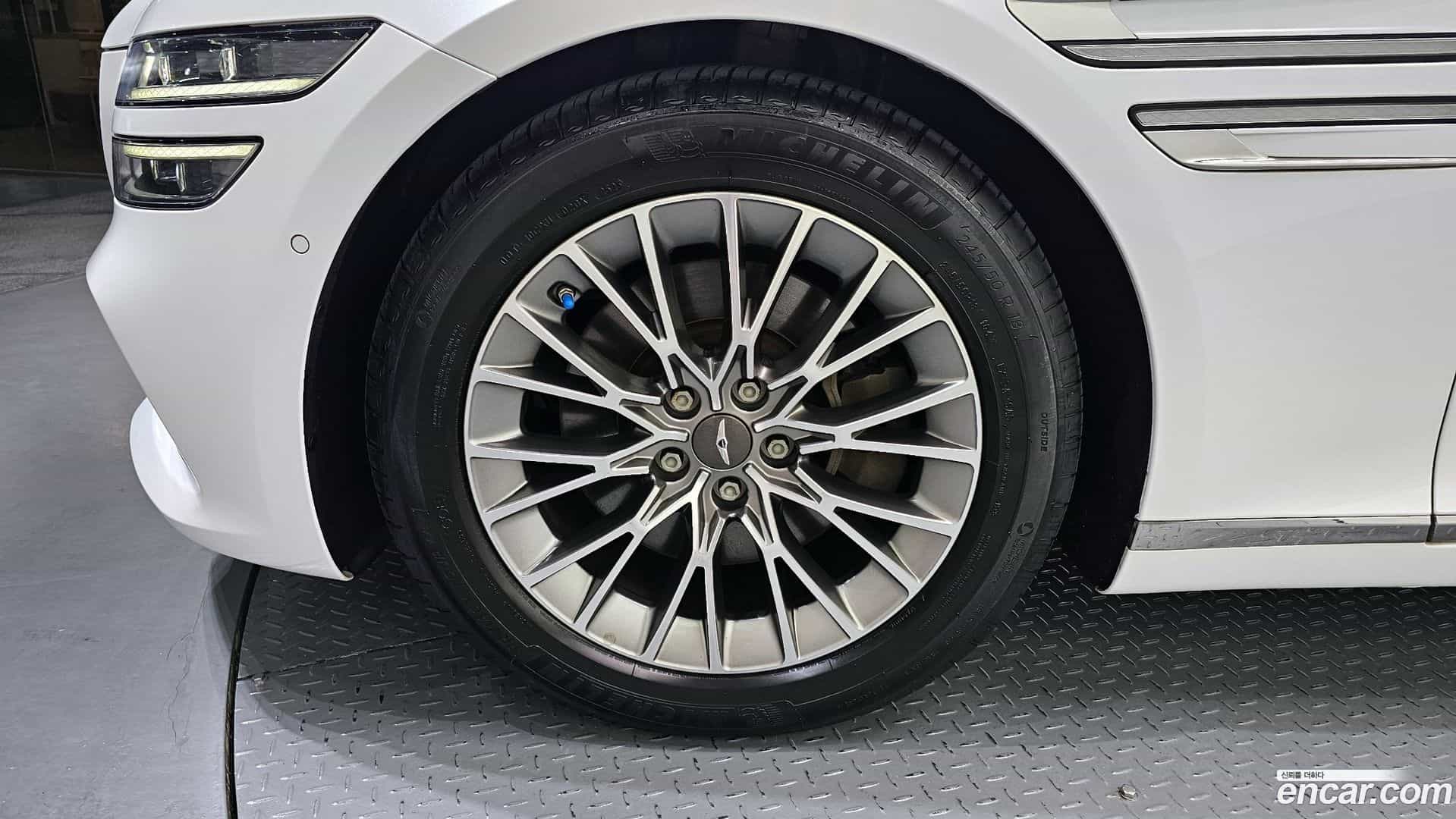G80 Genesis 2020.6-OUTER-005