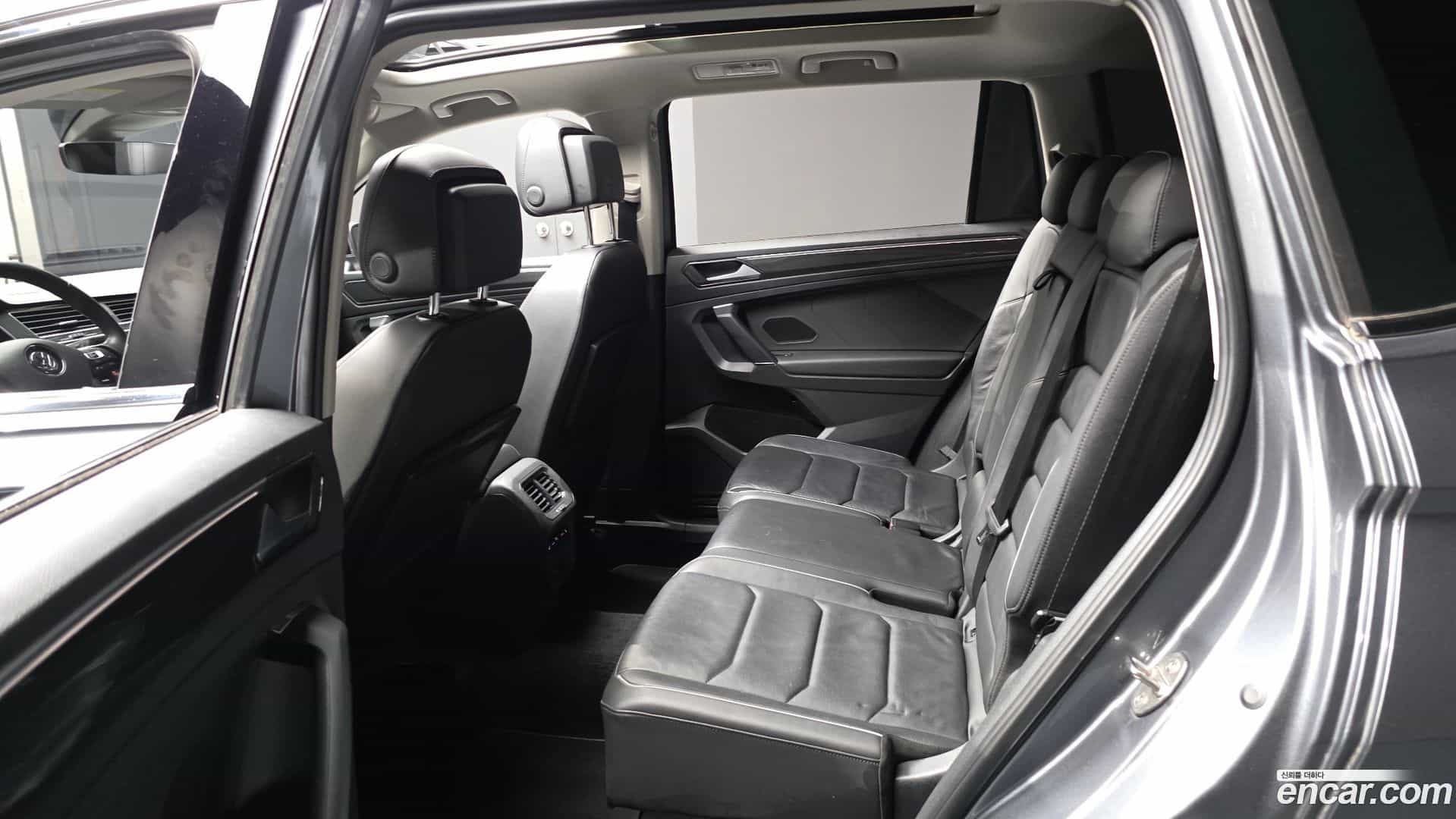 Tiguan Volkswagen 2018.7-OPTION-015