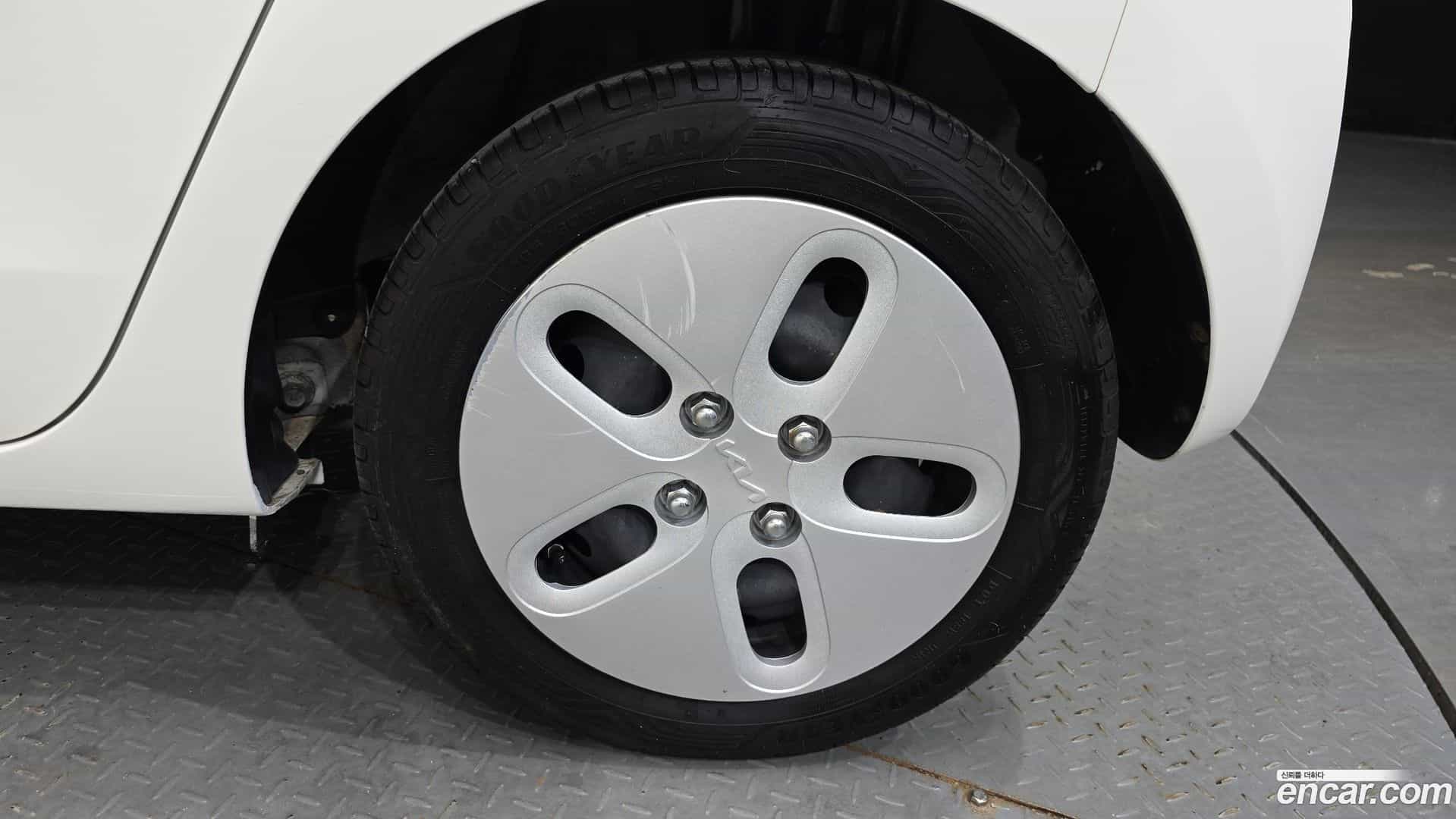 RAY Kia 2022.5-OUTER-031