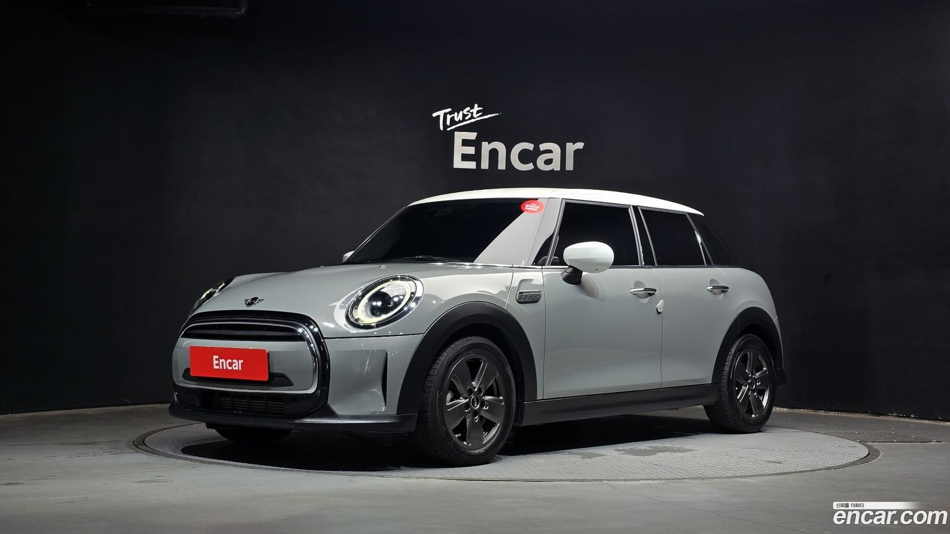 Main__Slider__Photo:Cooper Mini 2022.5-0