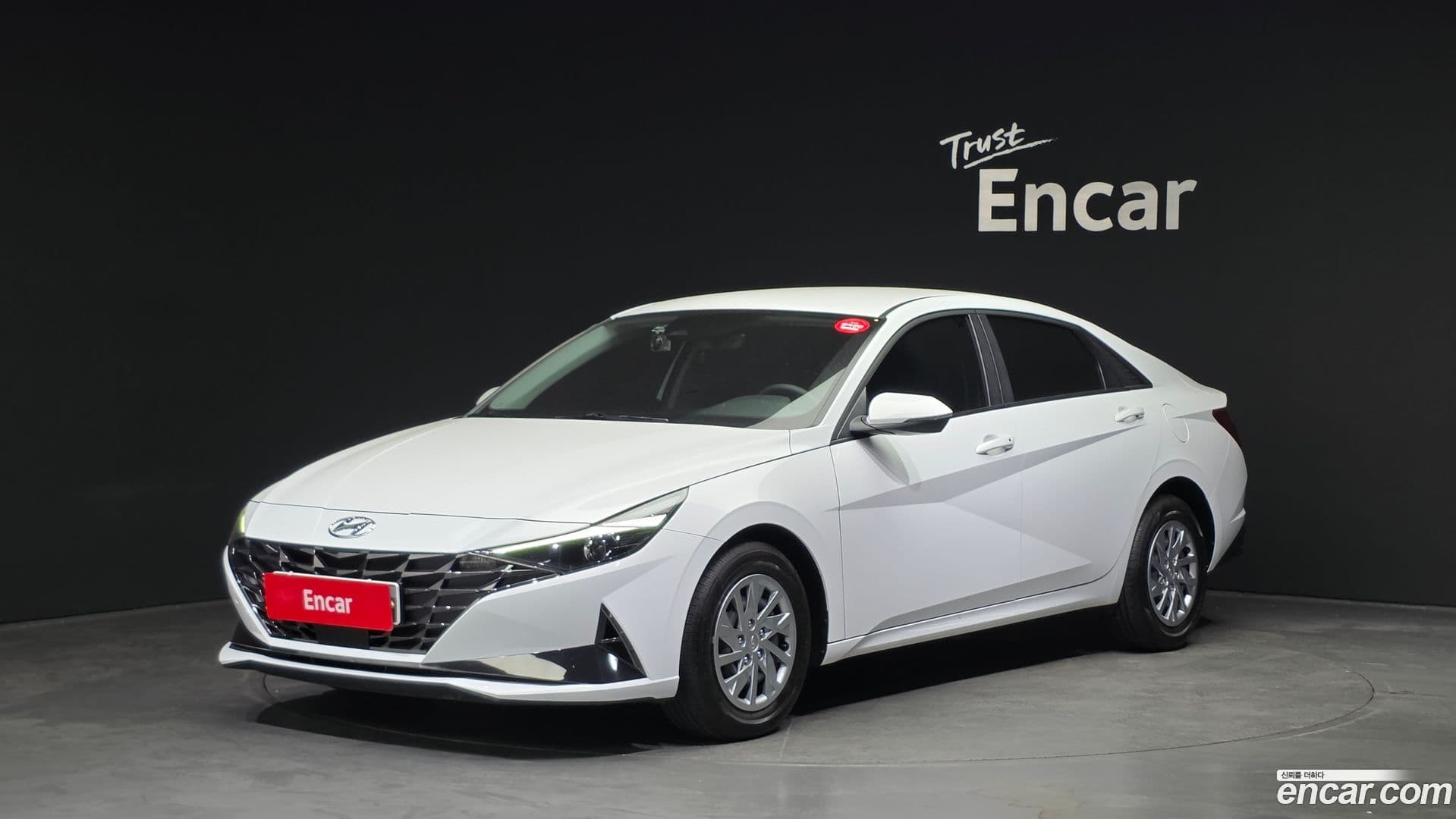Main__Slider__Photo:AVANTE Hyundai 2021.6-0