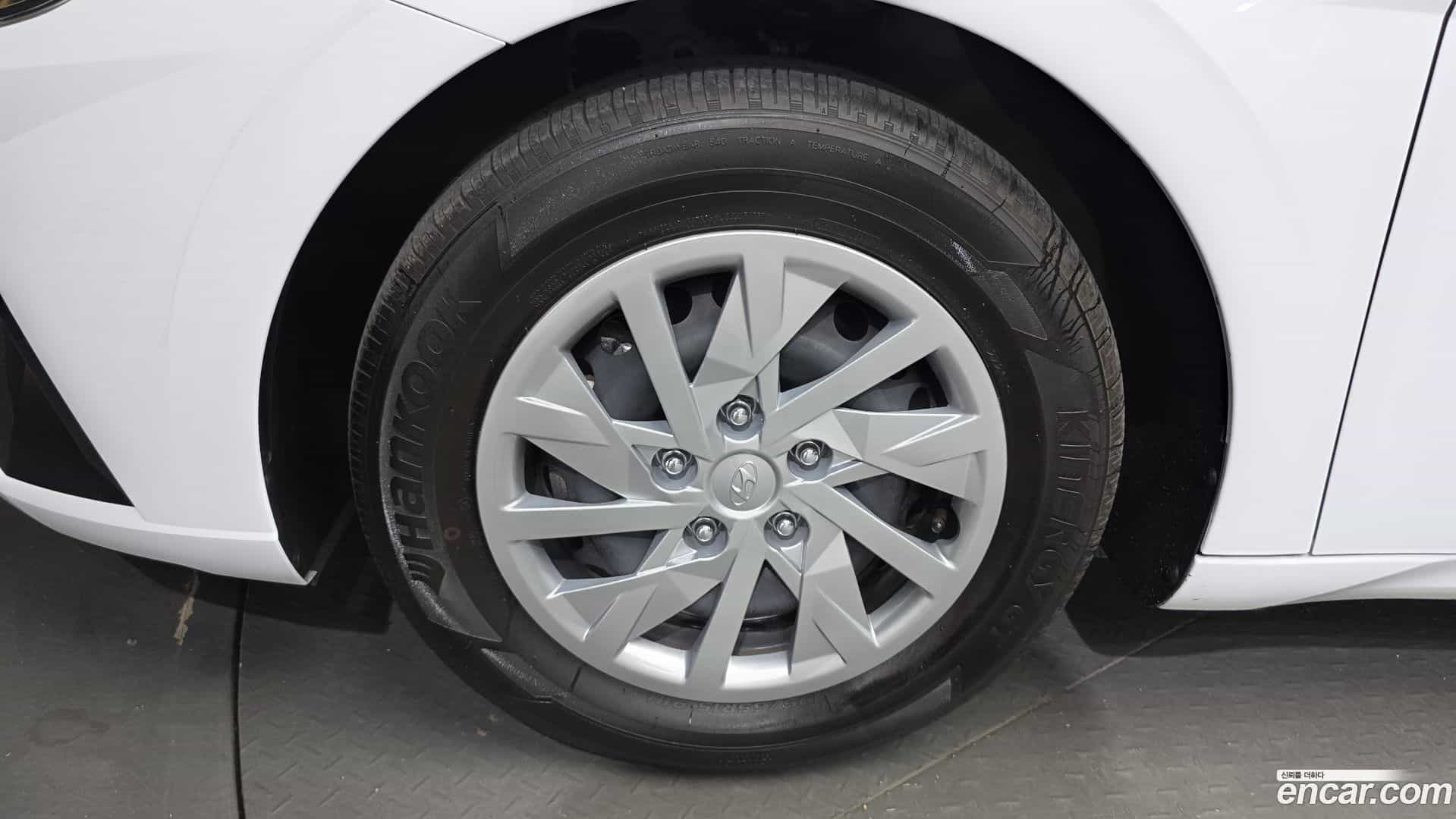 AVANTE Hyundai 2021.6-OUTER-005