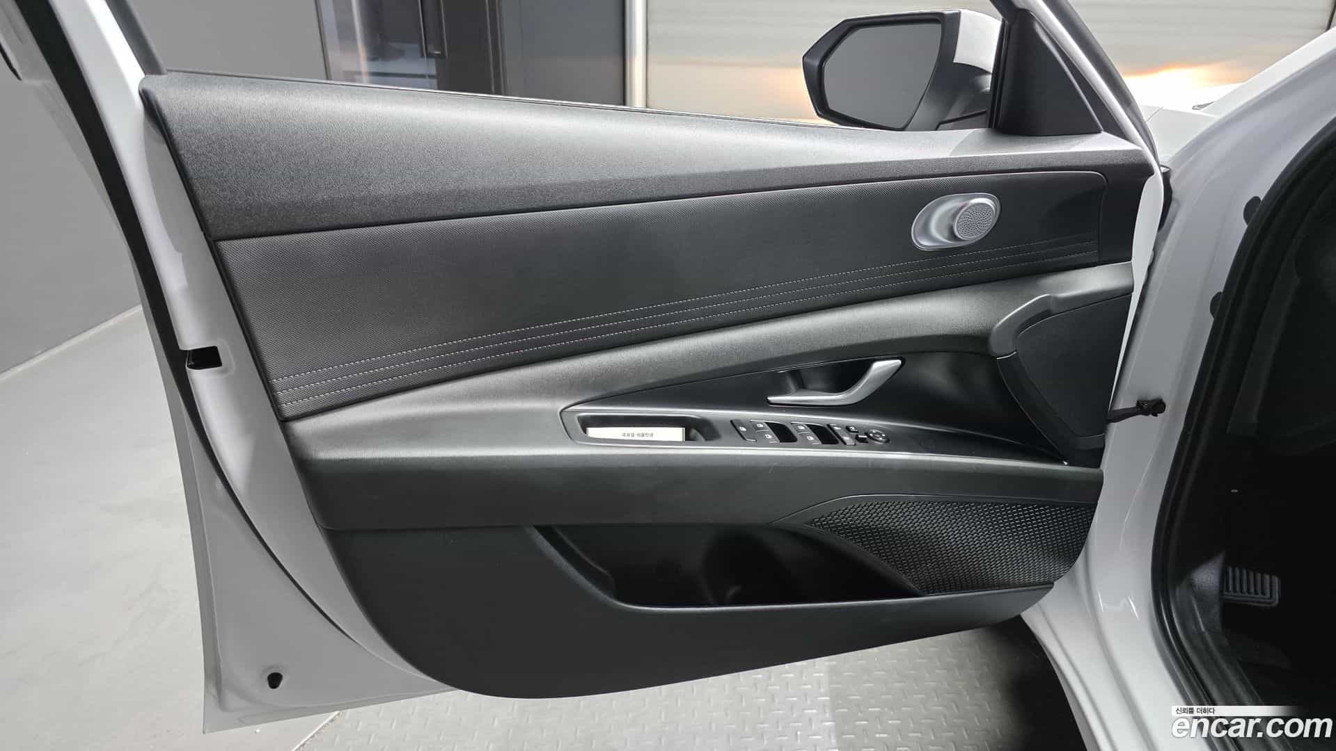 AVANTE Hyundai 2021.6-INNER-034