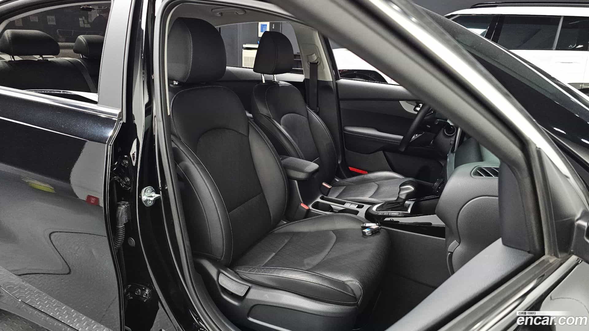 K3 Kia 2022.10-INNER-010