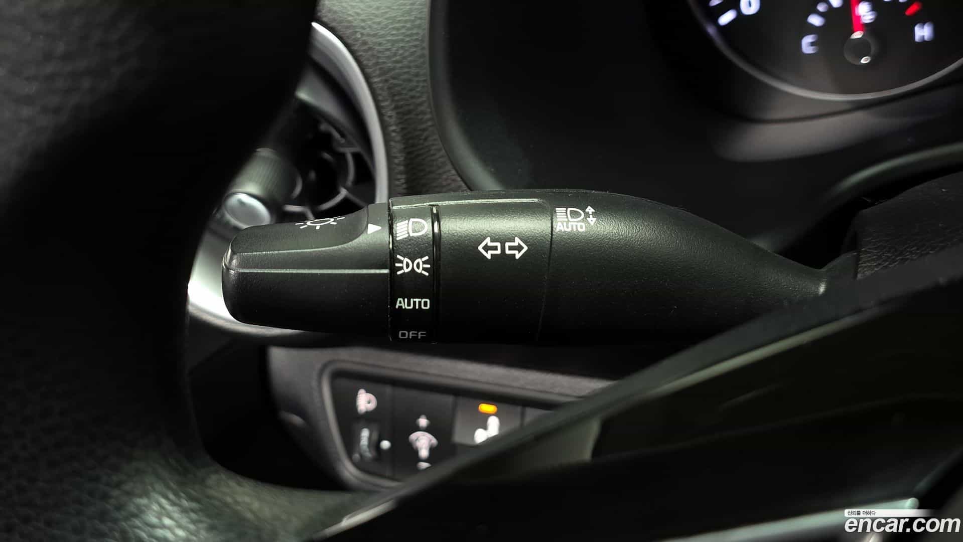 K3 Kia 2022.6-OPTION-045