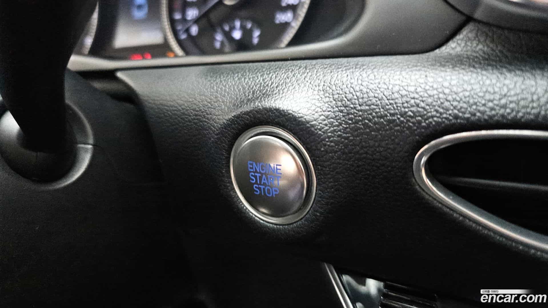 Sonata Hyundai 2020.3-OPTION-043