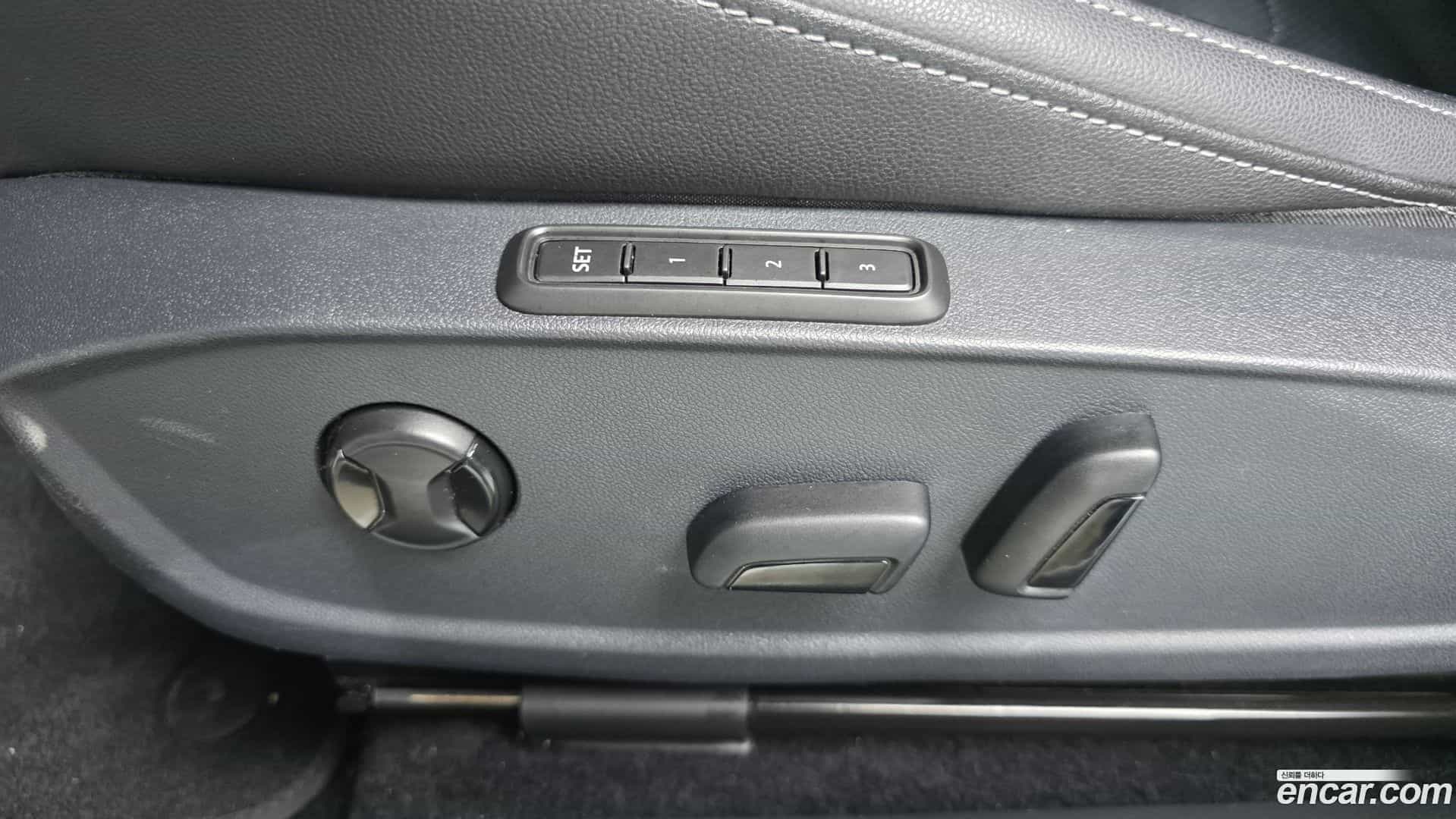 Jetta Volkswagen 2021.11-OPTION-019