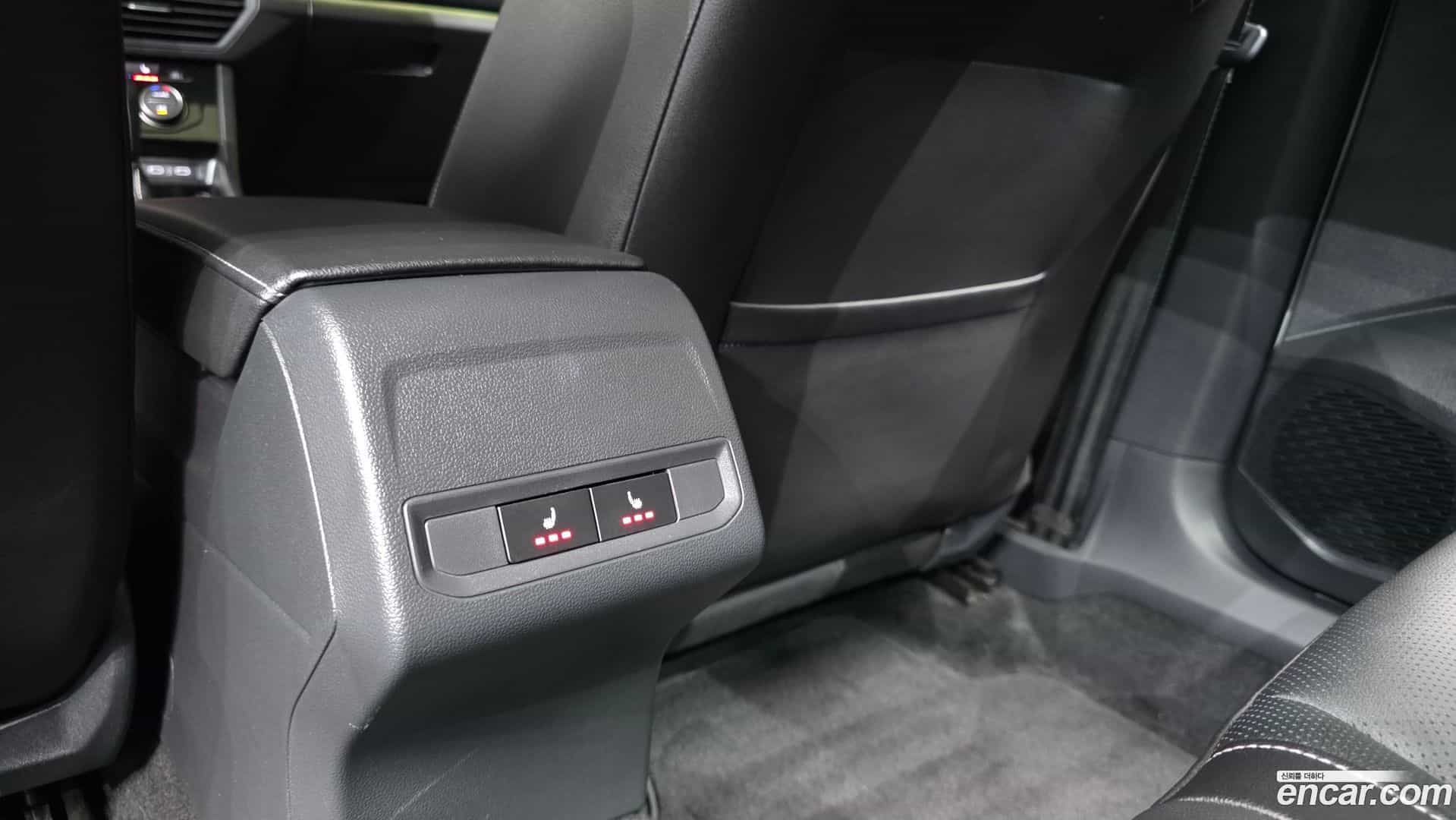 Jetta Volkswagen 2021.11-OPTION-045