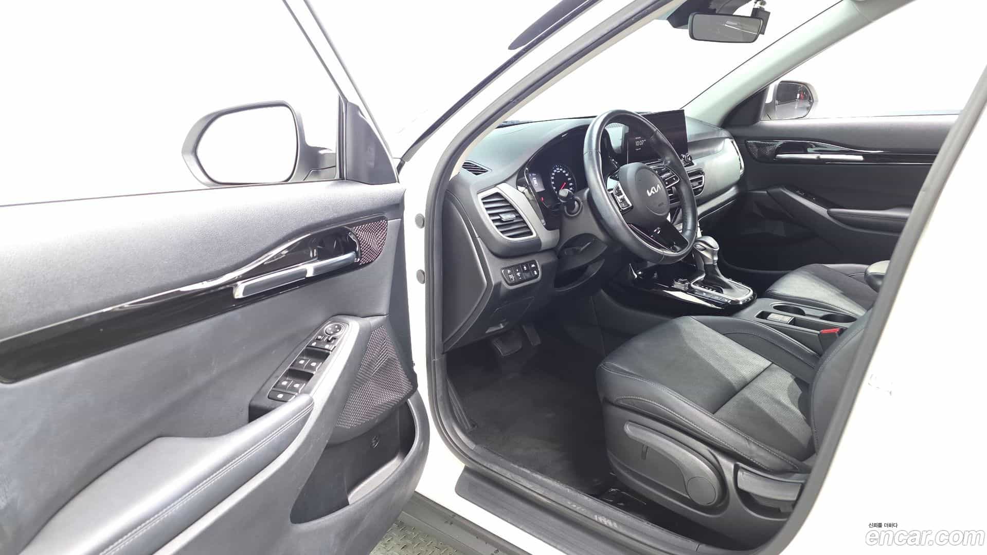 Seltos Kia 2021.10-INNER-010