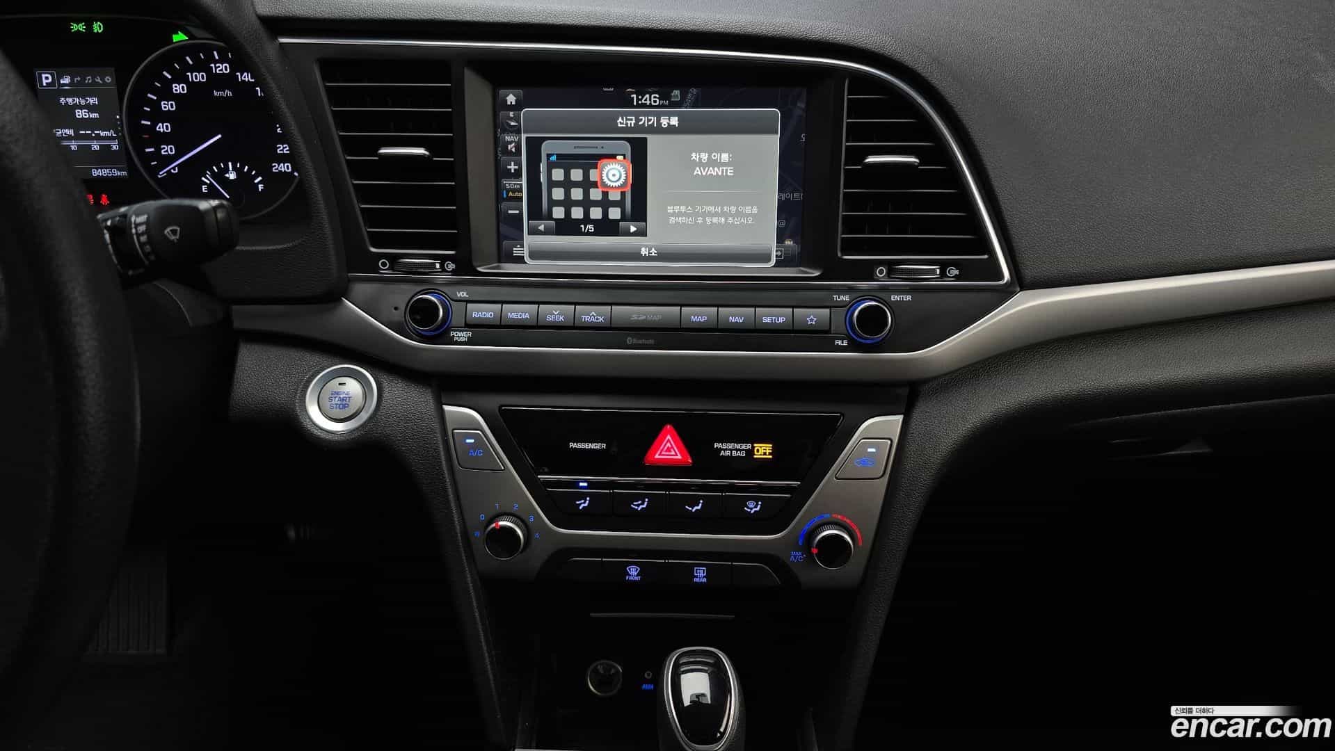 AVANTE Hyundai 2018.6-OPTION-018