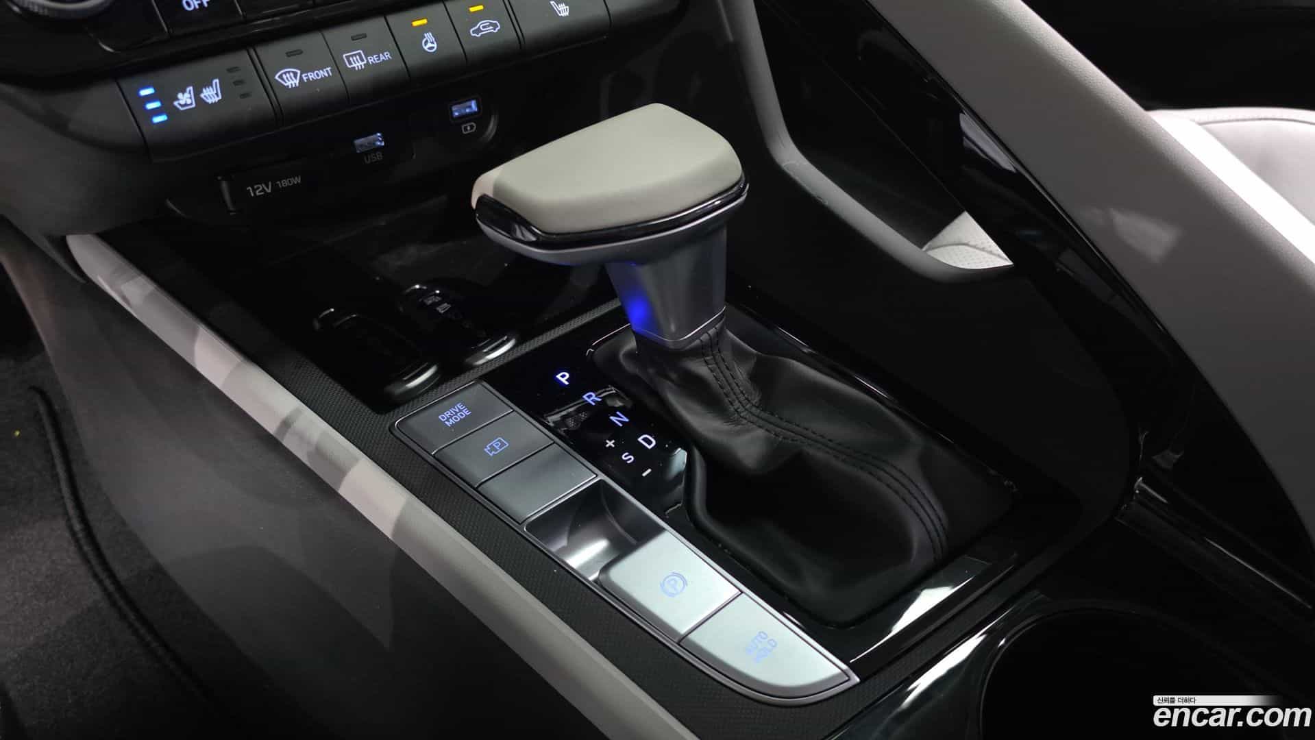 AVANTE Hyundai 2021.4-INNER-009