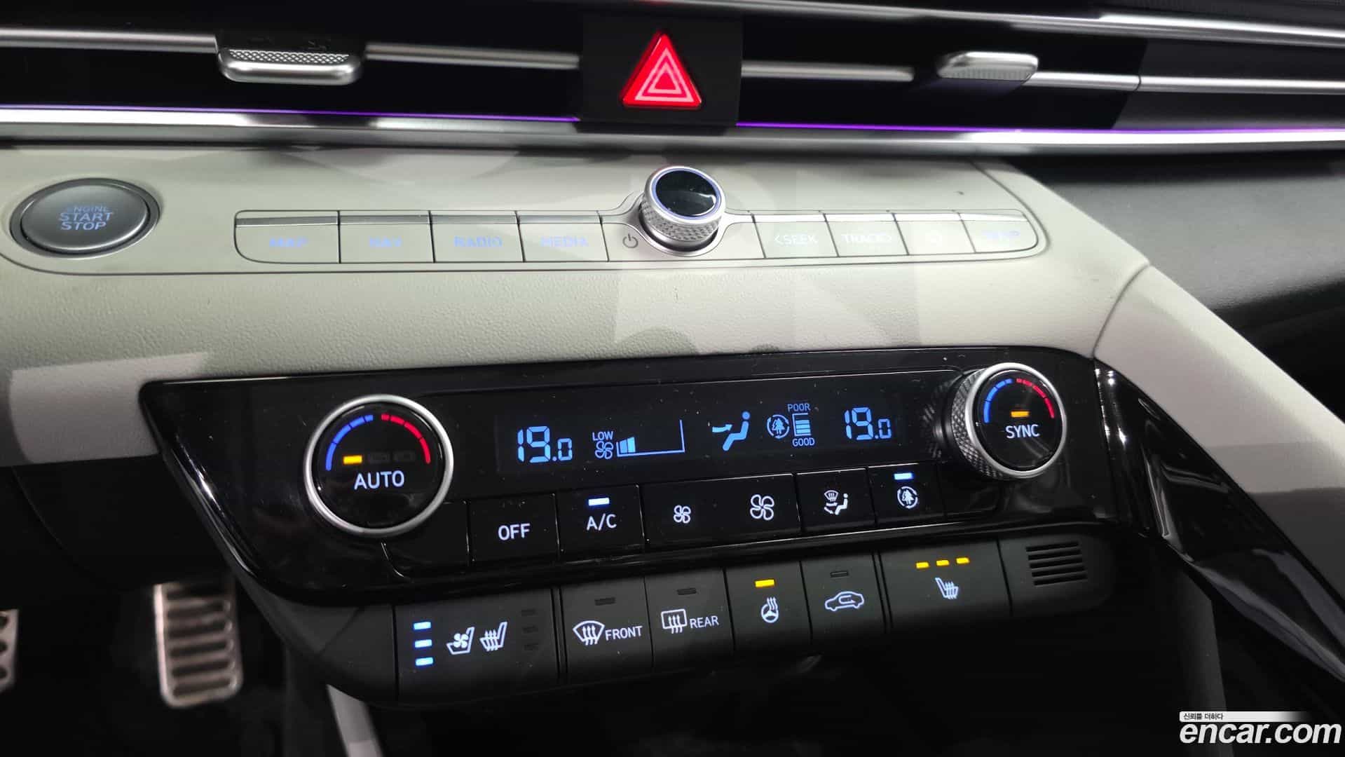 AVANTE Hyundai 2021.4-OPTION-021