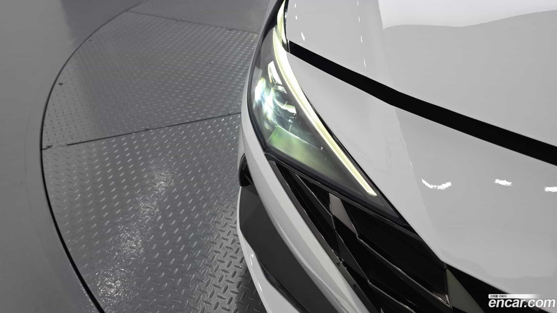 AVANTE Hyundai 2021.4-OUTER-032
