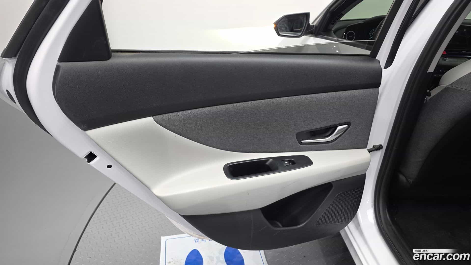 AVANTE Hyundai 2021.4-INNER-035