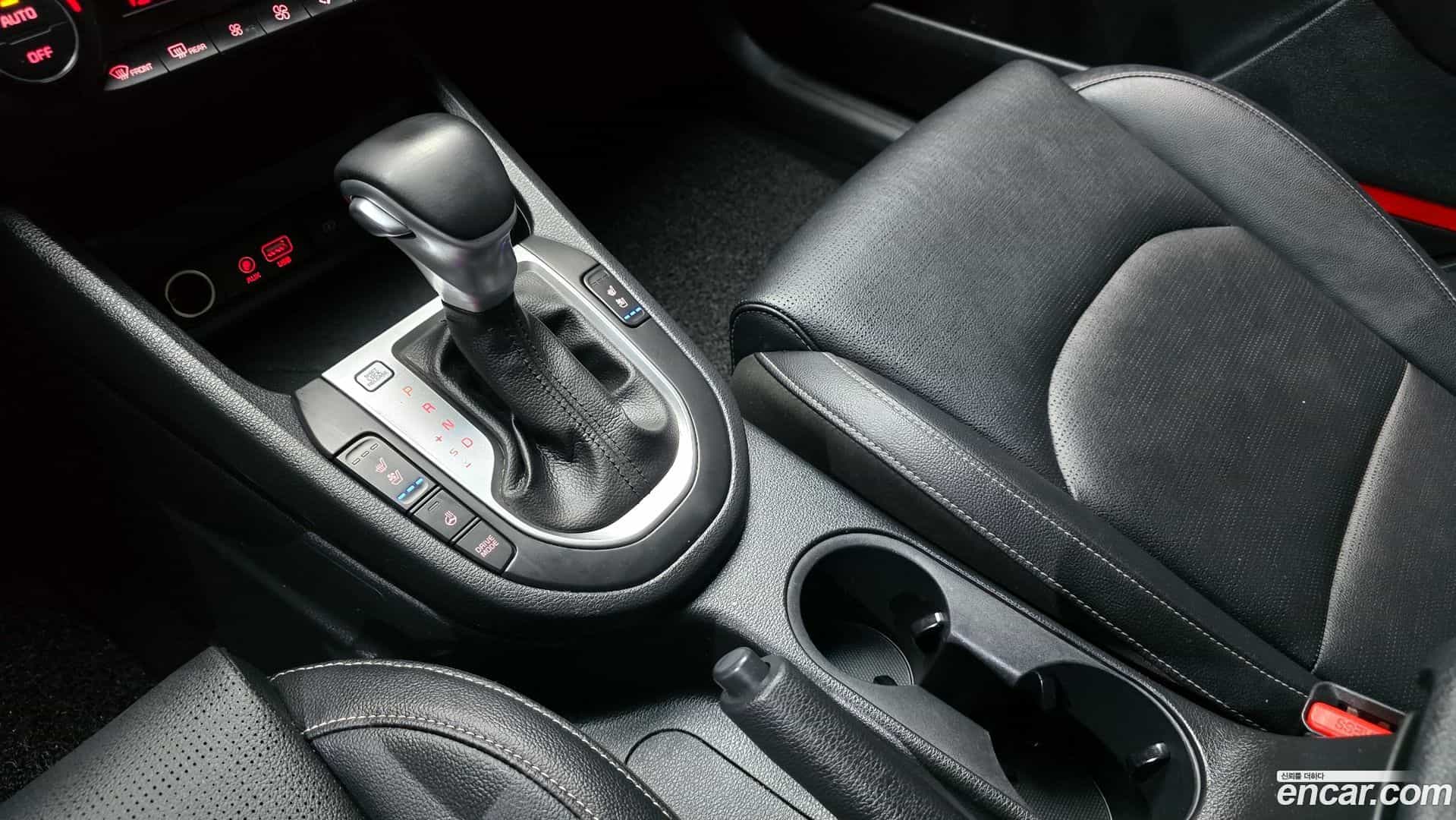 K3 Kia 2019.1-INNER-009
