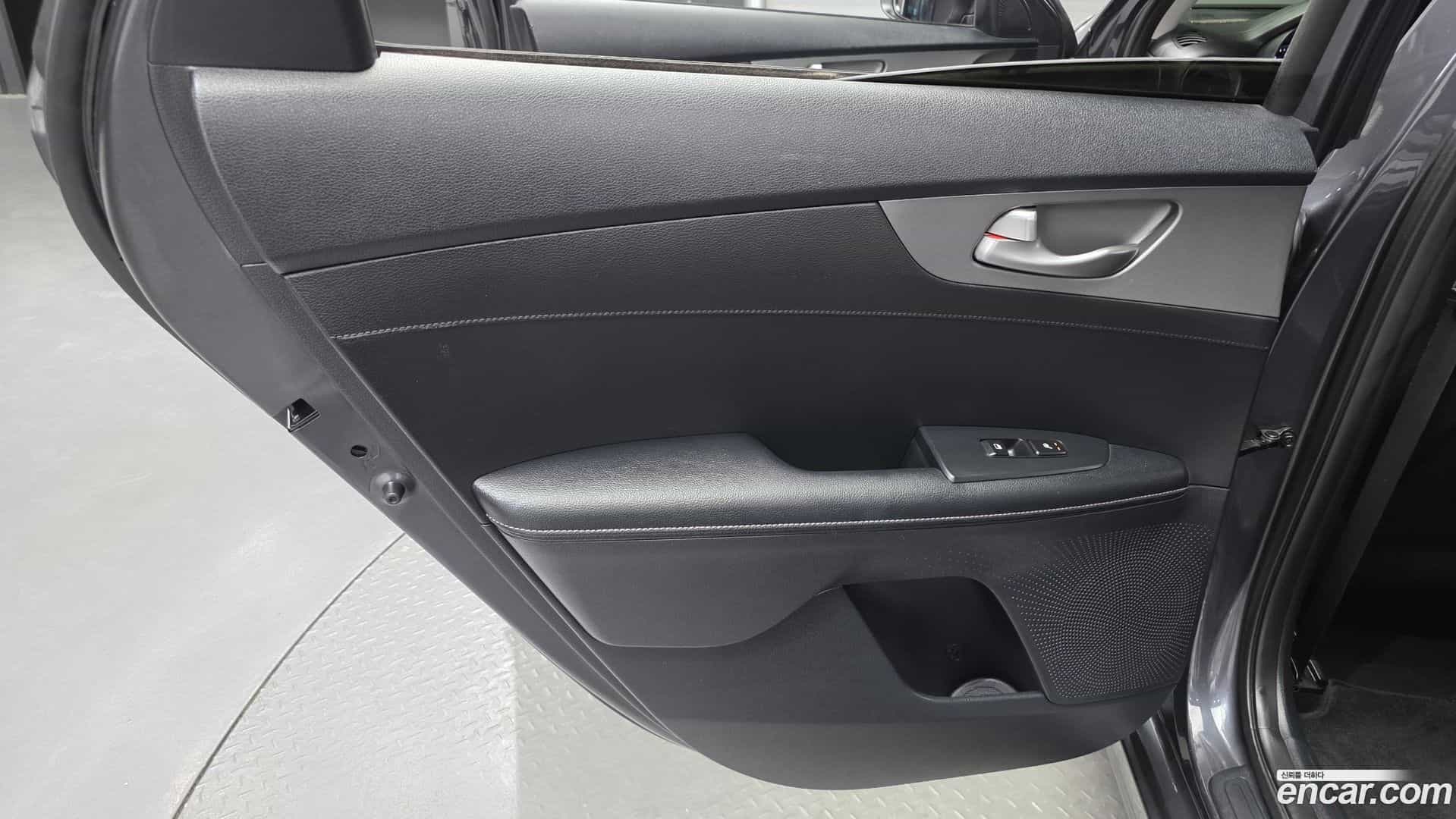 K3 Kia 2020.4-INNER-035