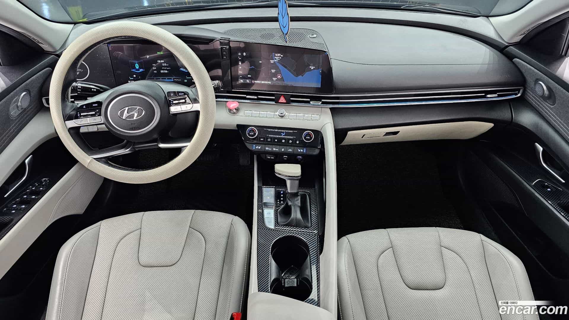 AVANTE Hyundai 2021.0-INNER-007