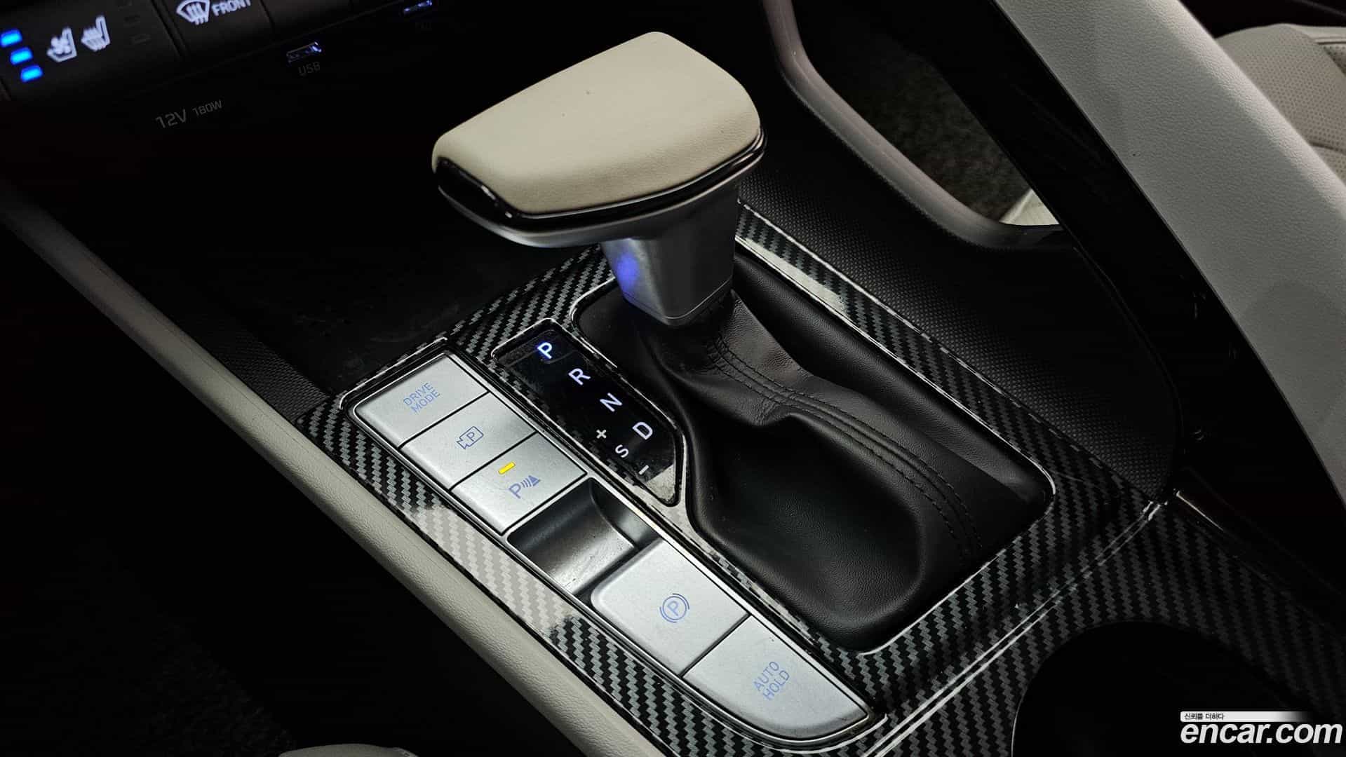AVANTE Hyundai 2021.0-INNER-009