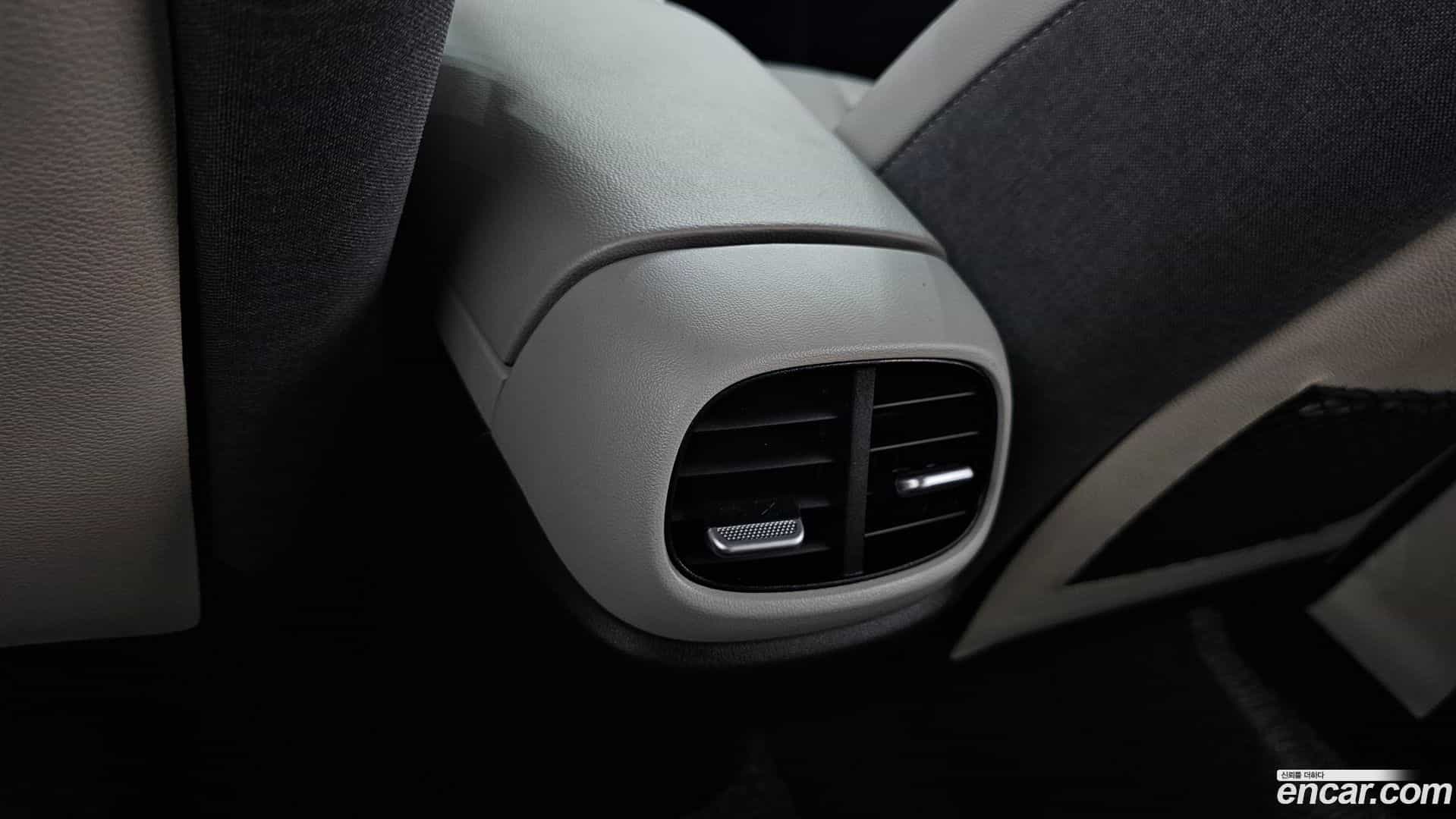 AVANTE Hyundai 2021.0-OPTION-023