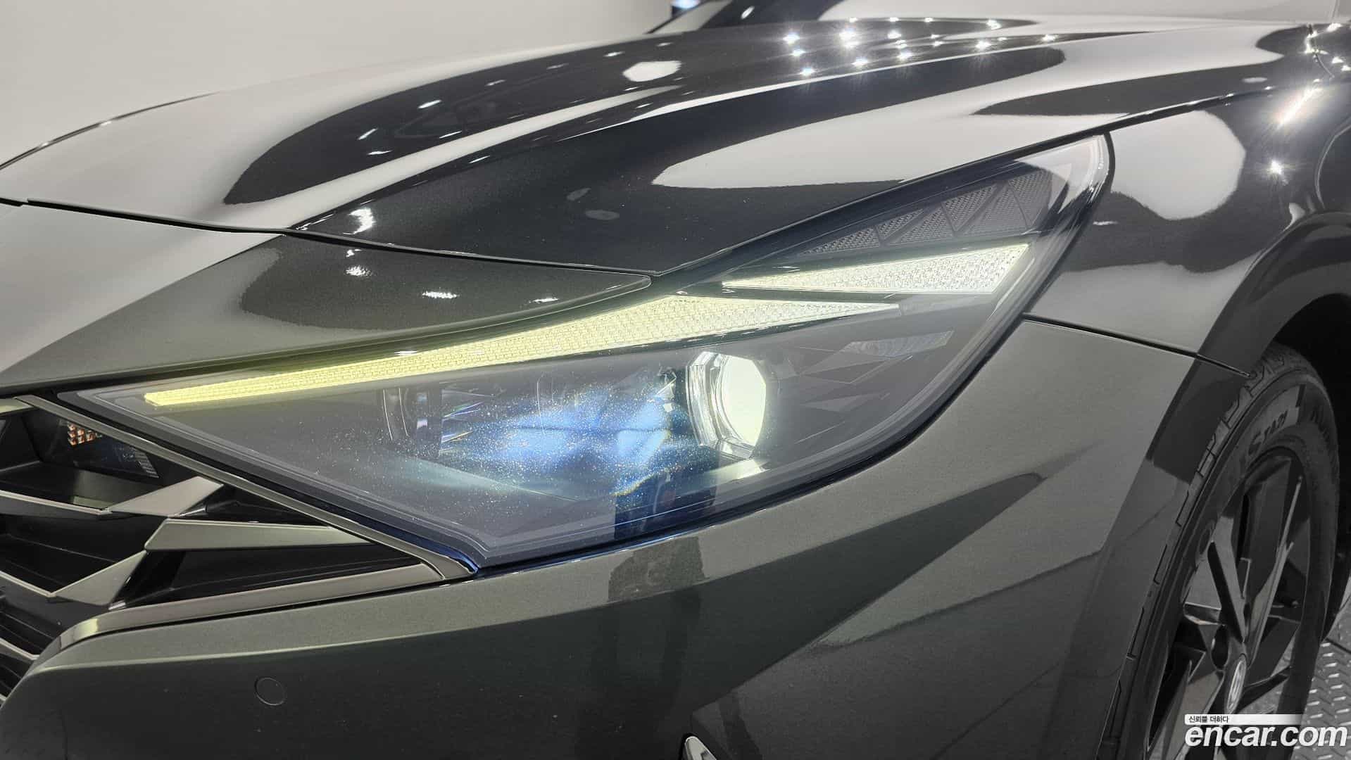AVANTE Hyundai 2021.0-OUTER-032