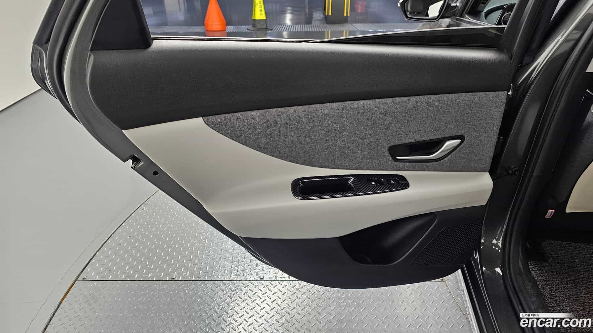 AVANTE Hyundai 2021.0-INNER-035
