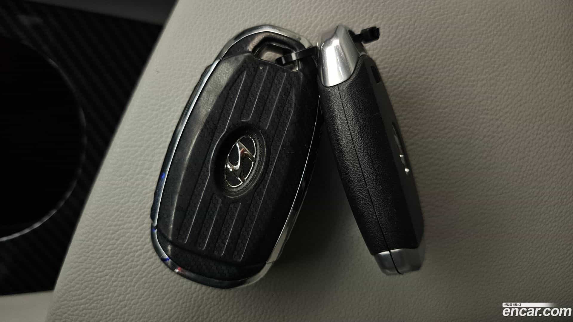 AVANTE Hyundai 2021.0-OPTION-045