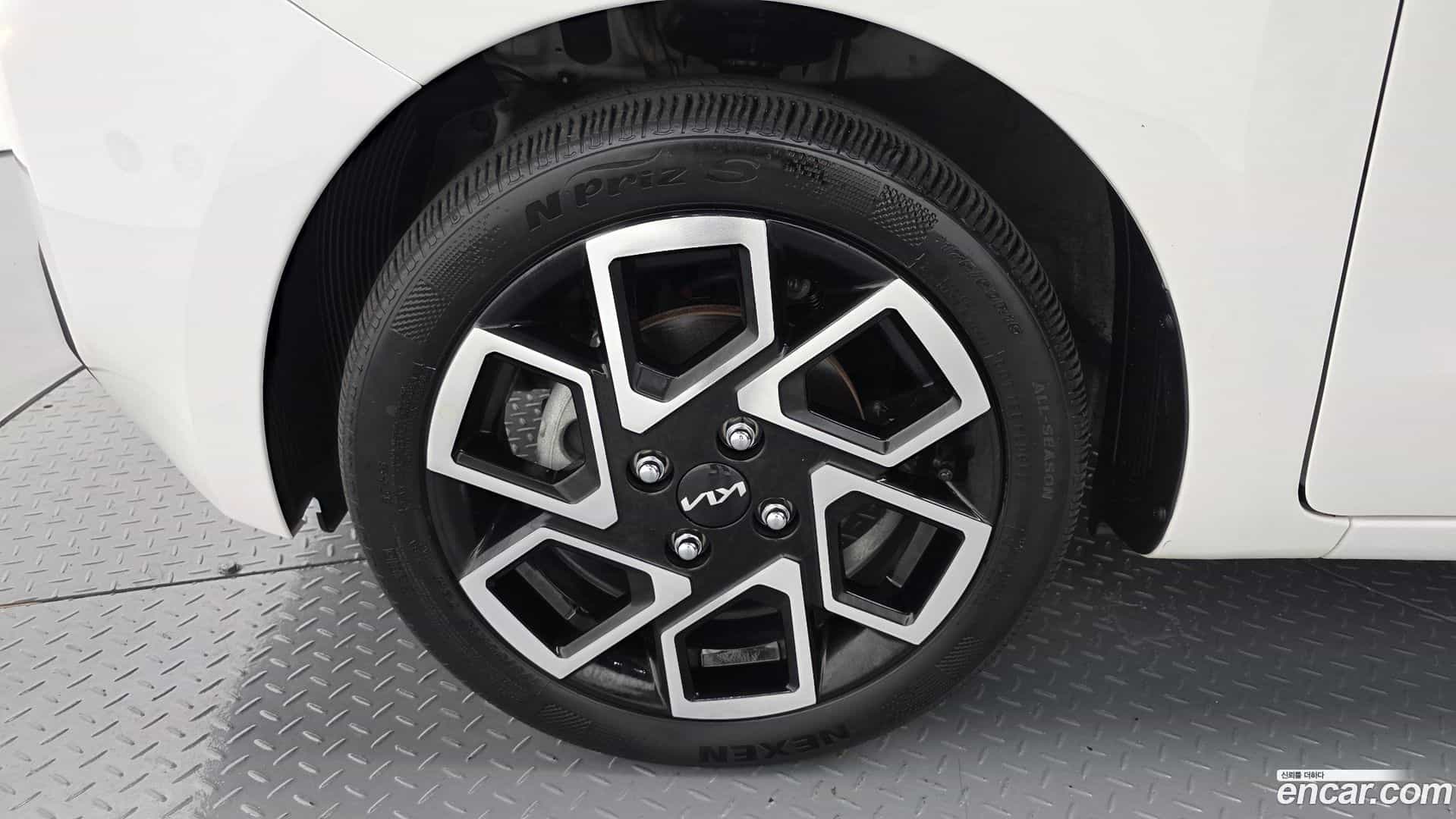 RAY Kia 2024.3-OUTER-005