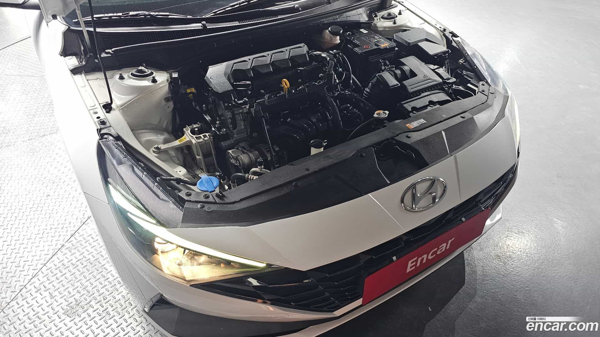 AVANTE Hyundai 2022.4-OUTER-006
