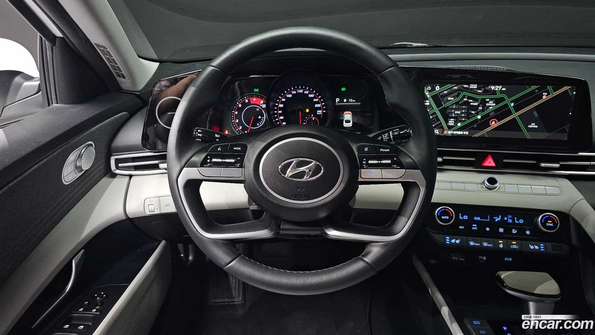 AVANTE Hyundai 2022.4-OPTION-017