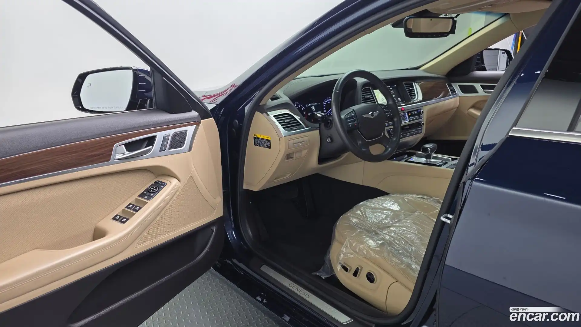 G80 Genesis 2019.3-INNER-010
