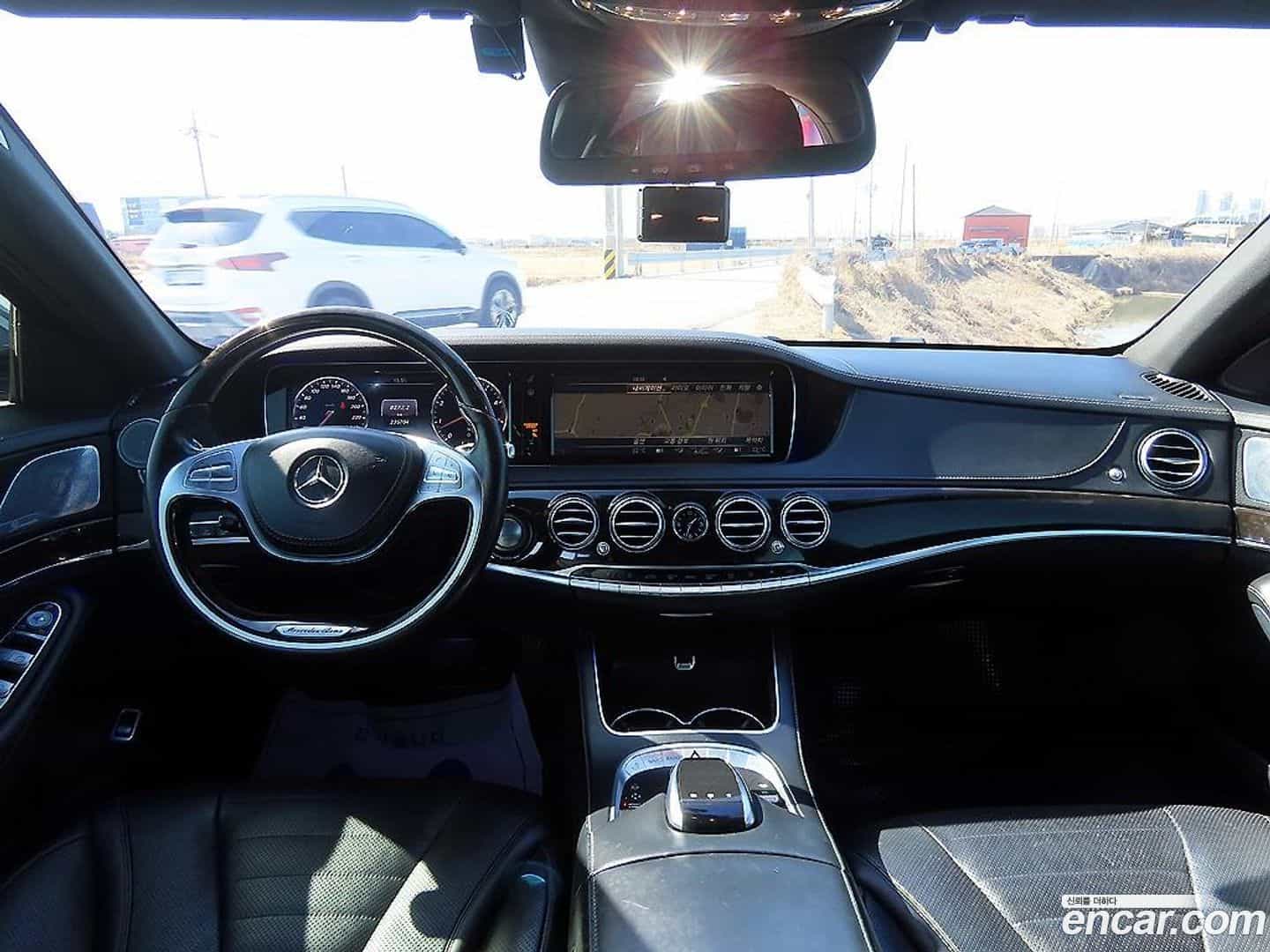 S-Class Mercedes-Benz 2015.2-INNER-010