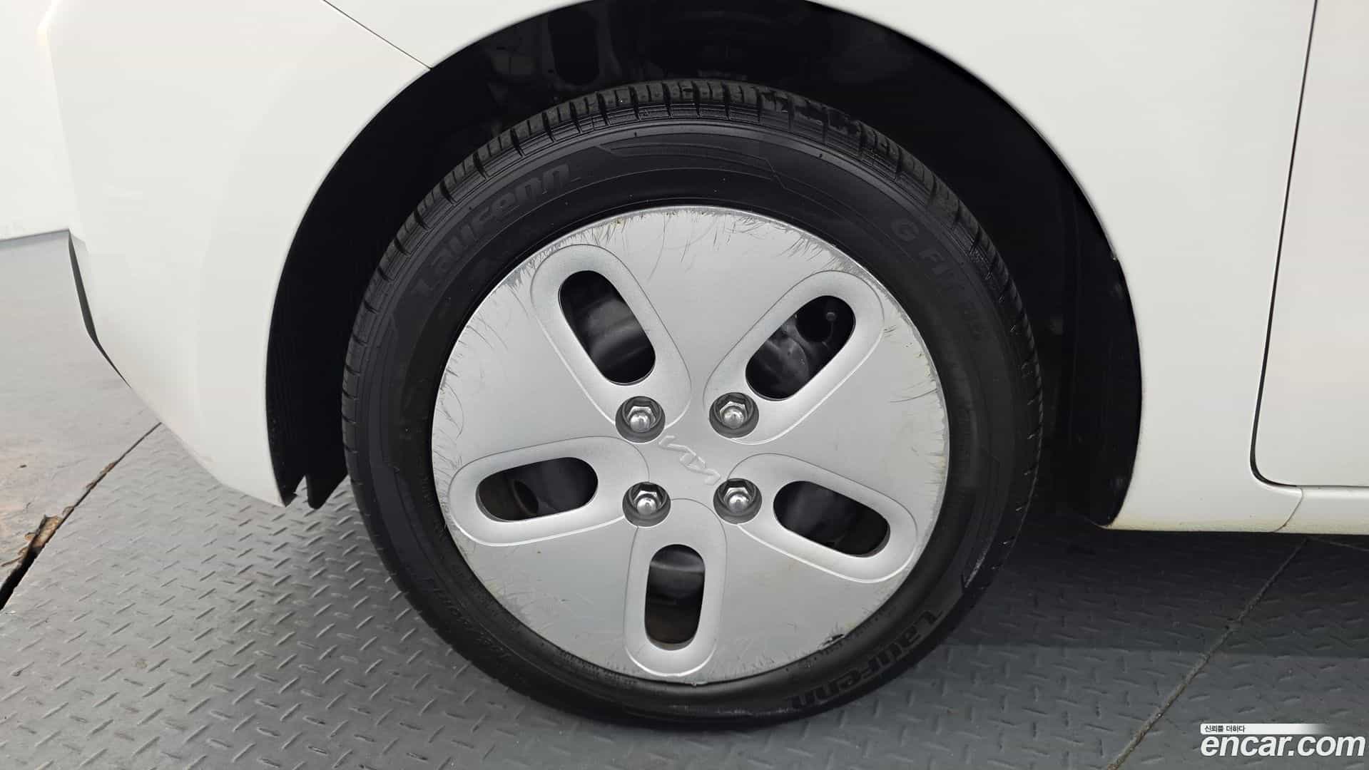 RAY Kia 2023.4-OUTER-005