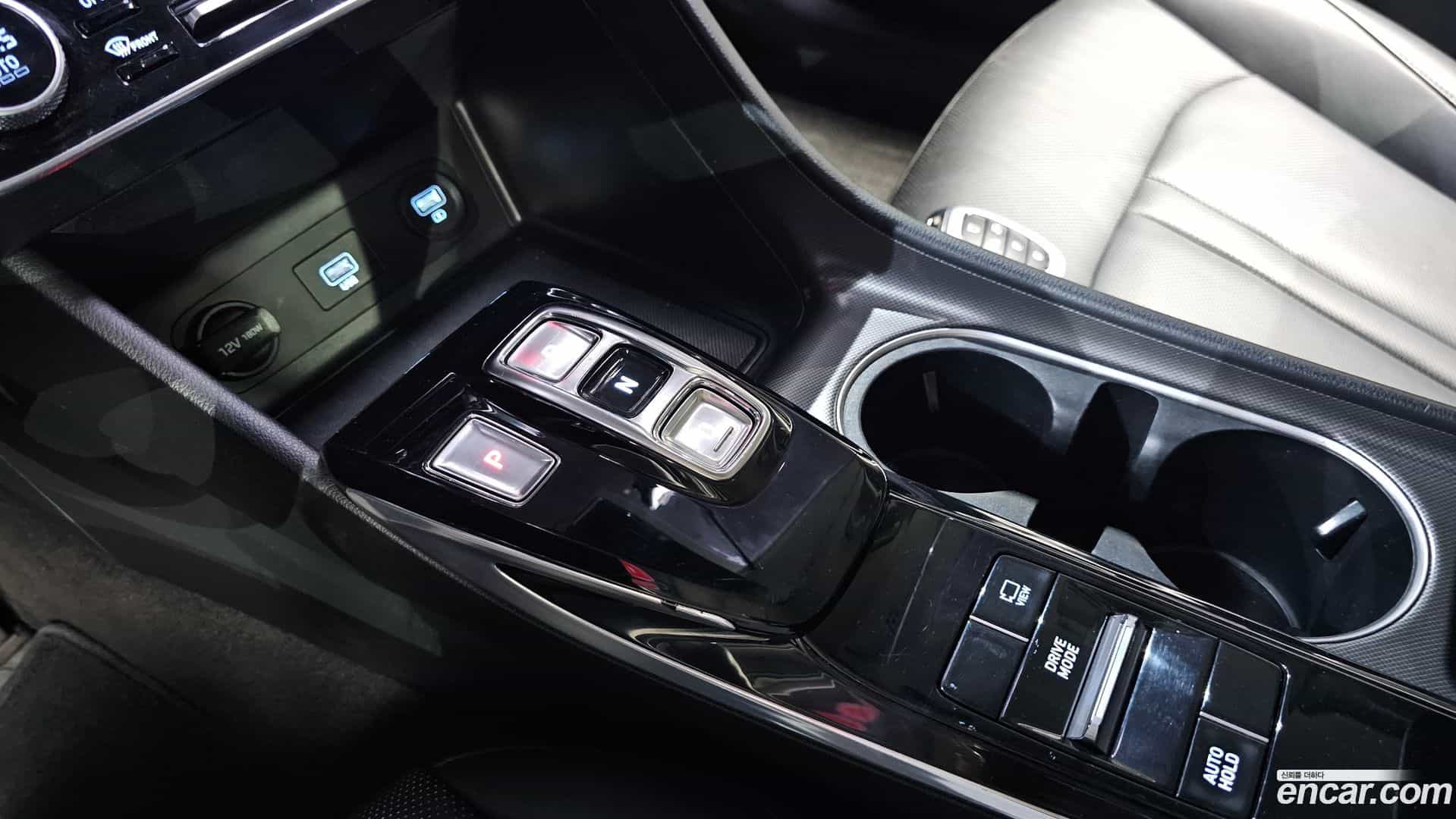Sonata Hyundai 2019.3-INNER-009