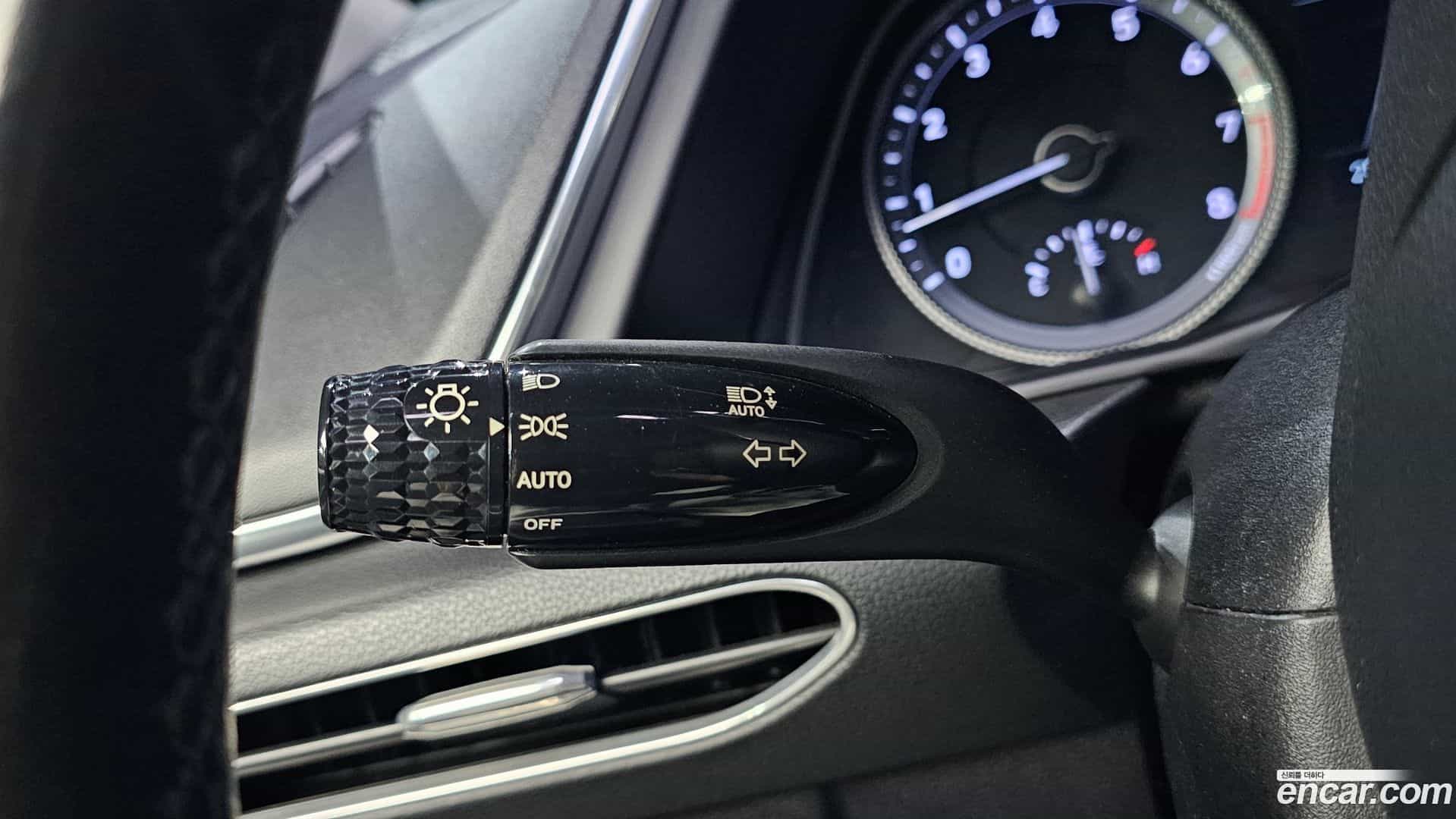 Sonata Hyundai 2019.3-OPTION-017